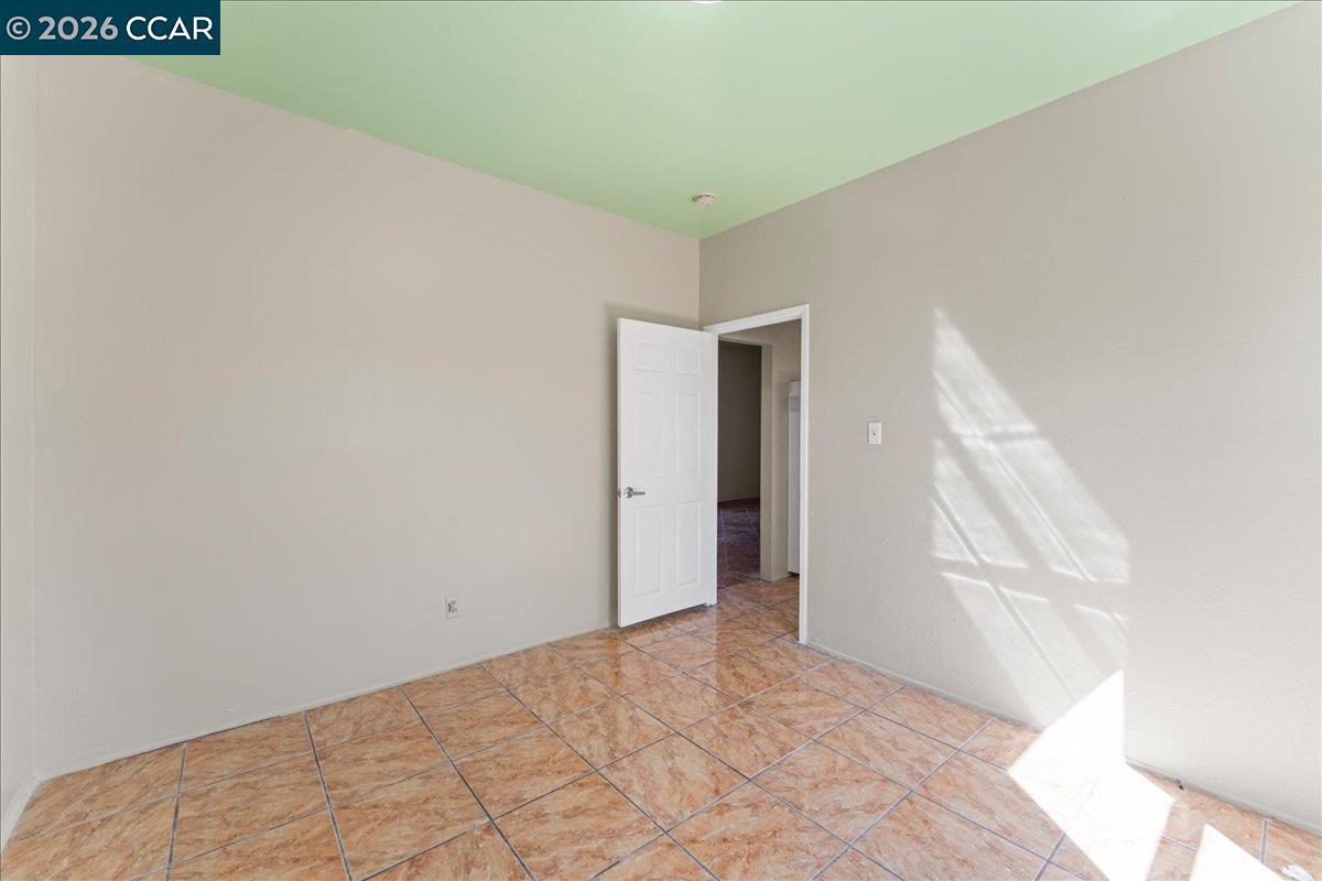 Detail Gallery Image 16 of 32 For 747 9th St, Richmond,  CA 94801 - 3 Beds | 1 Baths