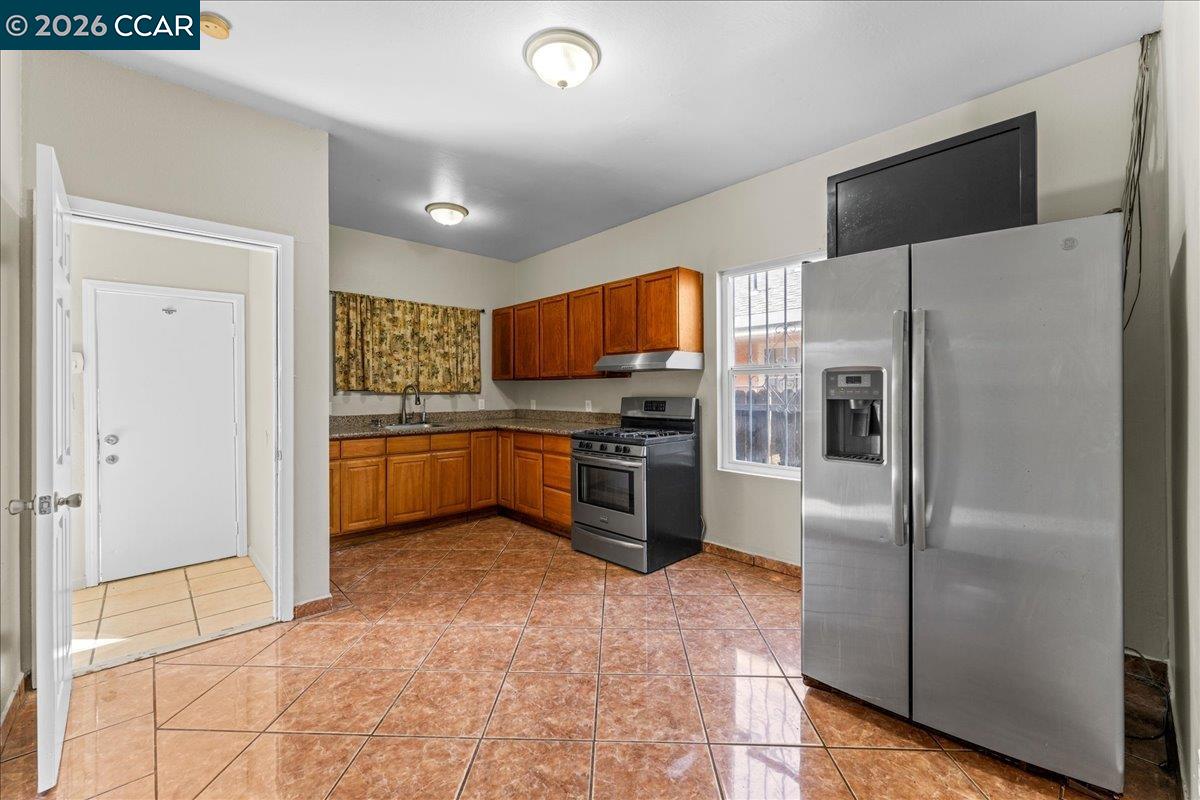 Detail Gallery Image 17 of 32 For 747 9th St, Richmond,  CA 94801 - 3 Beds | 1 Baths