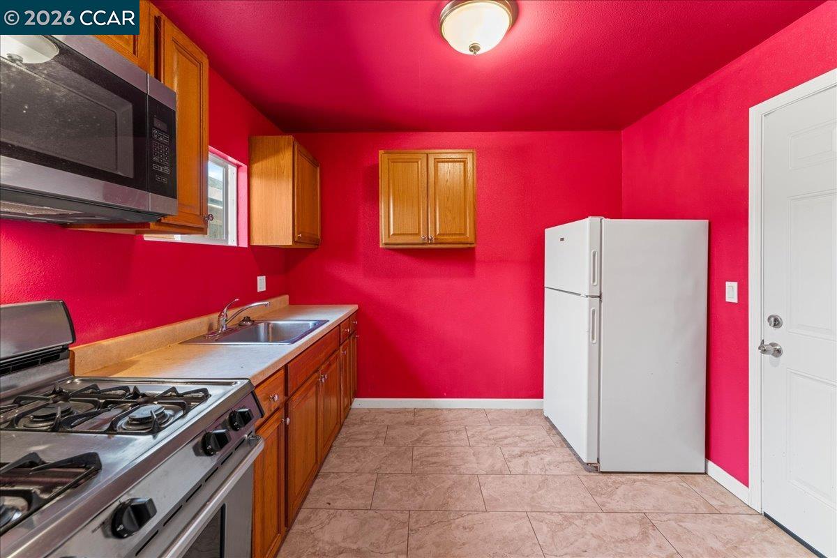 Detail Gallery Image 26 of 32 For 747 9th St, Richmond,  CA 94801 - 3 Beds | 1 Baths