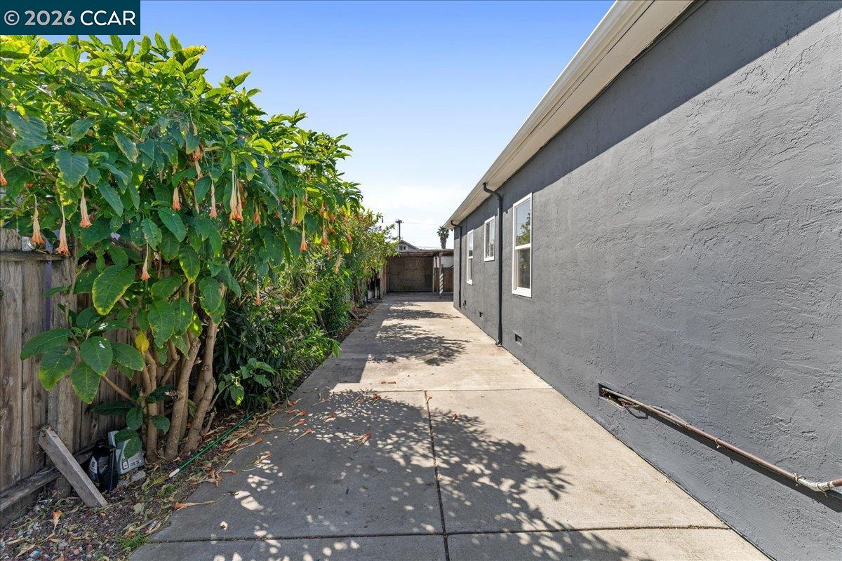 Detail Gallery Image 30 of 32 For 747 9th St, Richmond,  CA 94801 - 3 Beds | 1 Baths