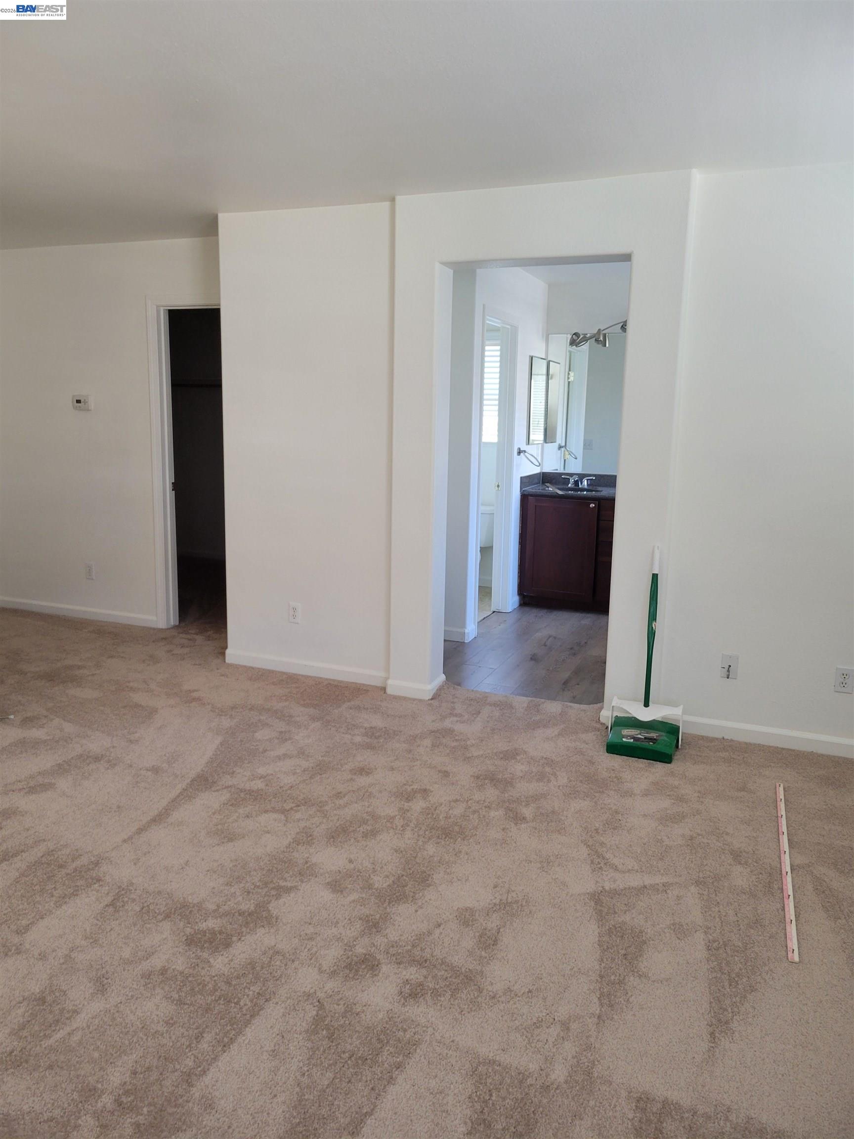 Detail Gallery Image 32 of 49 For 313 Turnstone Cir, Pittsburg,  CA 94565 - 5 Beds | 2/1 Baths