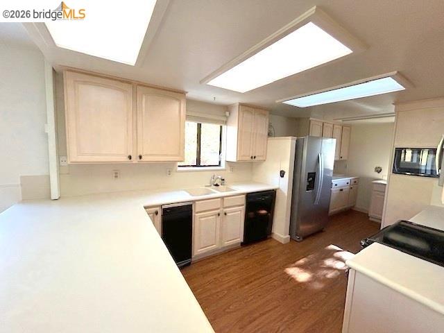 Detail Gallery Image 3 of 28 For 12570 Mount Jefferson St, Groveland,  CA 95321 - 4 Beds | 3 Baths