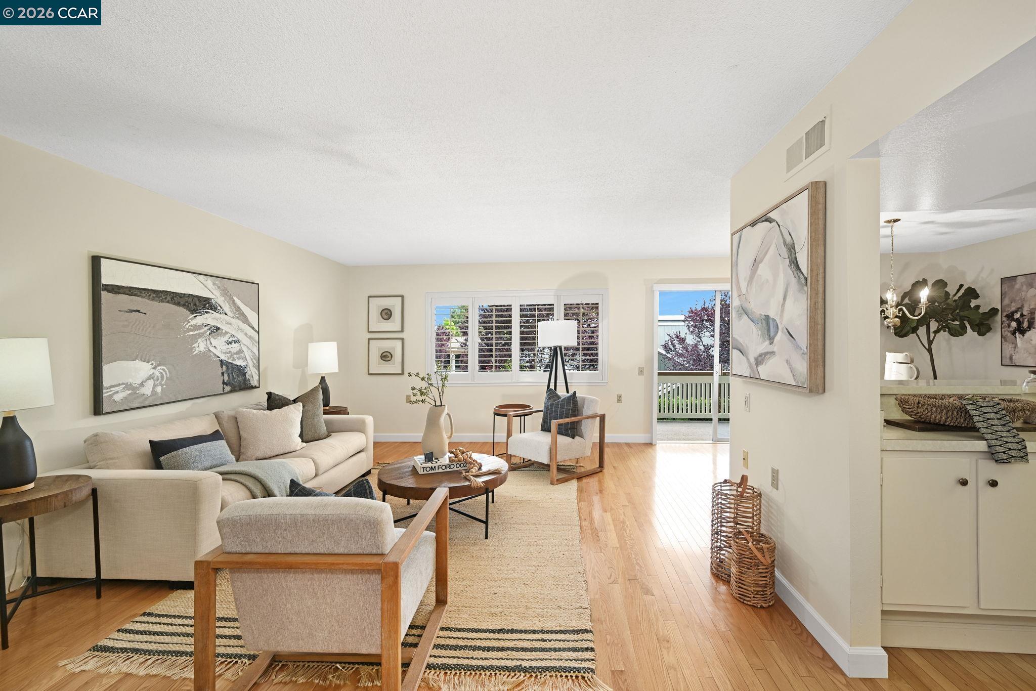 Photo #1: 41129485 Listing: Photo #1