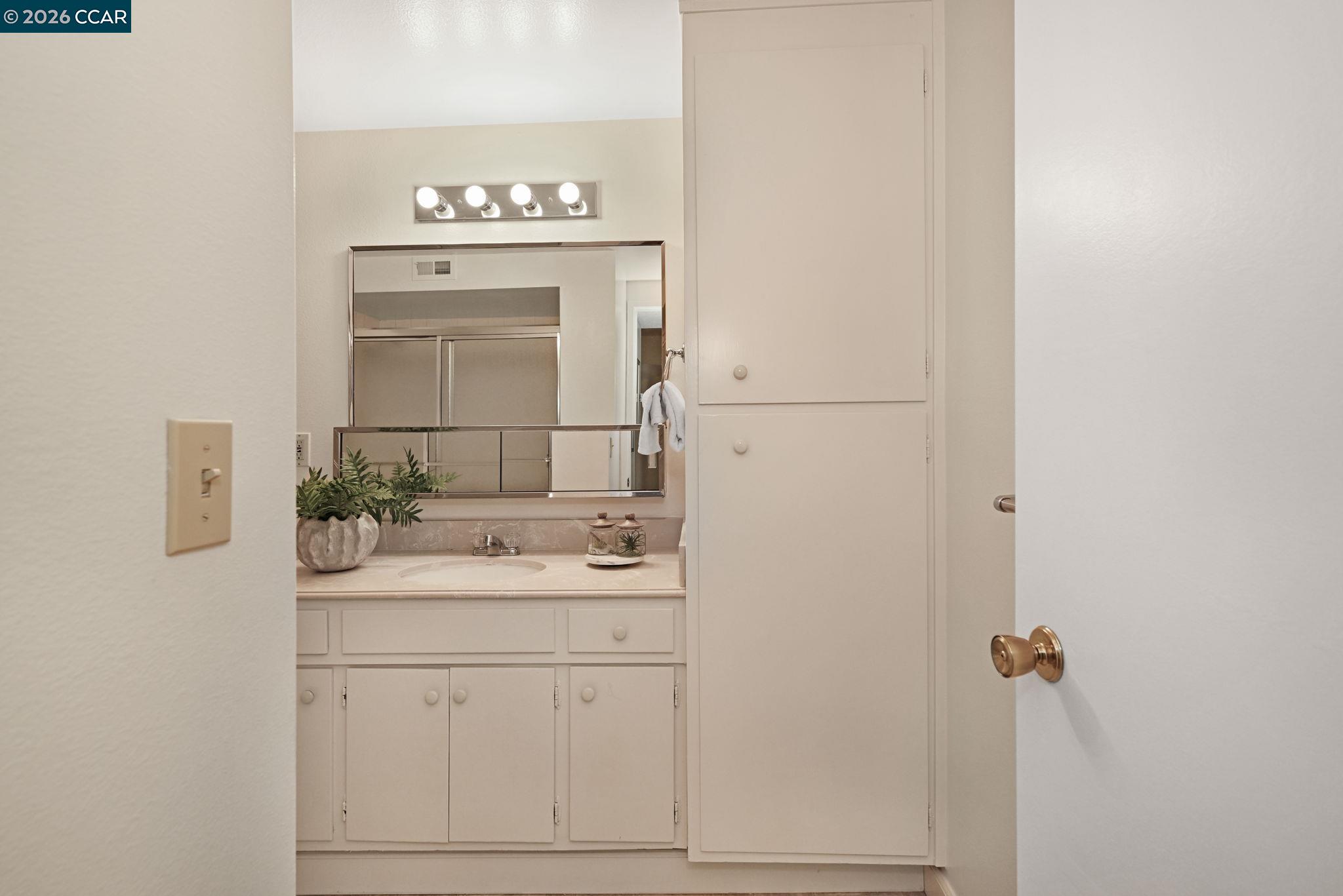 Photo #11: 41129485 Listing: Photo #11