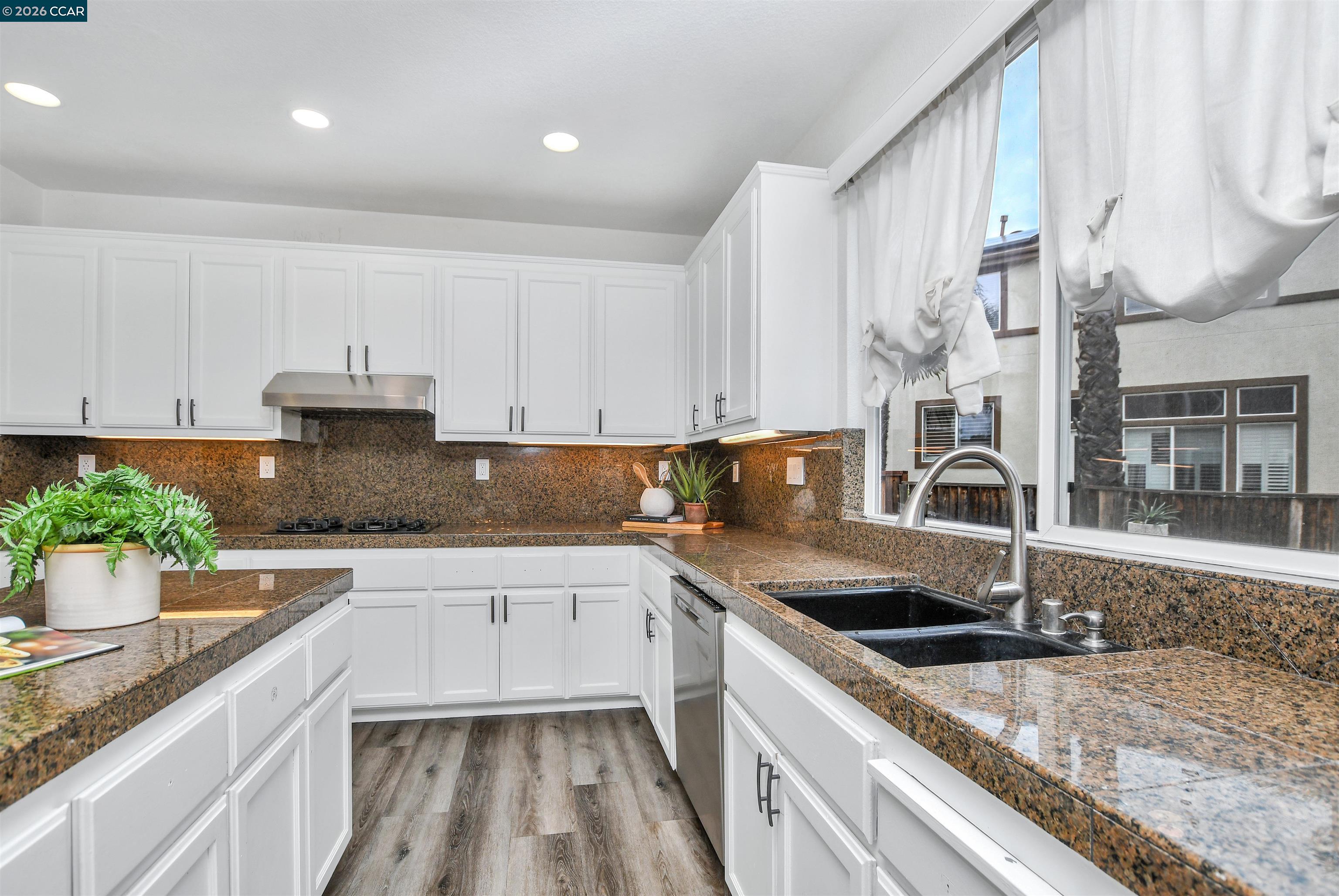 Detail Gallery Image 15 of 37 For 602 Ralston Ct, Brentwood,  CA 94513 - 5 Beds | 3 Baths