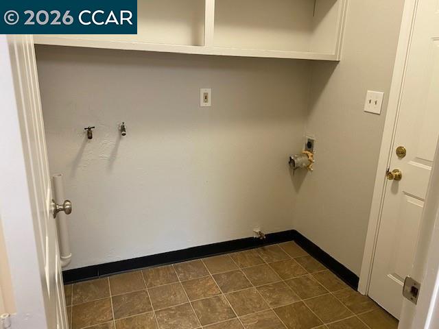 Detail Gallery Image 11 of 12 For 2182 Marsh Ave, Pittsburg,  CA 94565 - 3 Beds | 1/1 Baths