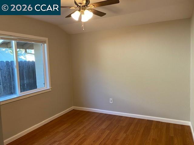 Detail Gallery Image 8 of 12 For 2182 Marsh Ave, Pittsburg,  CA 94565 - 3 Beds | 1/1 Baths