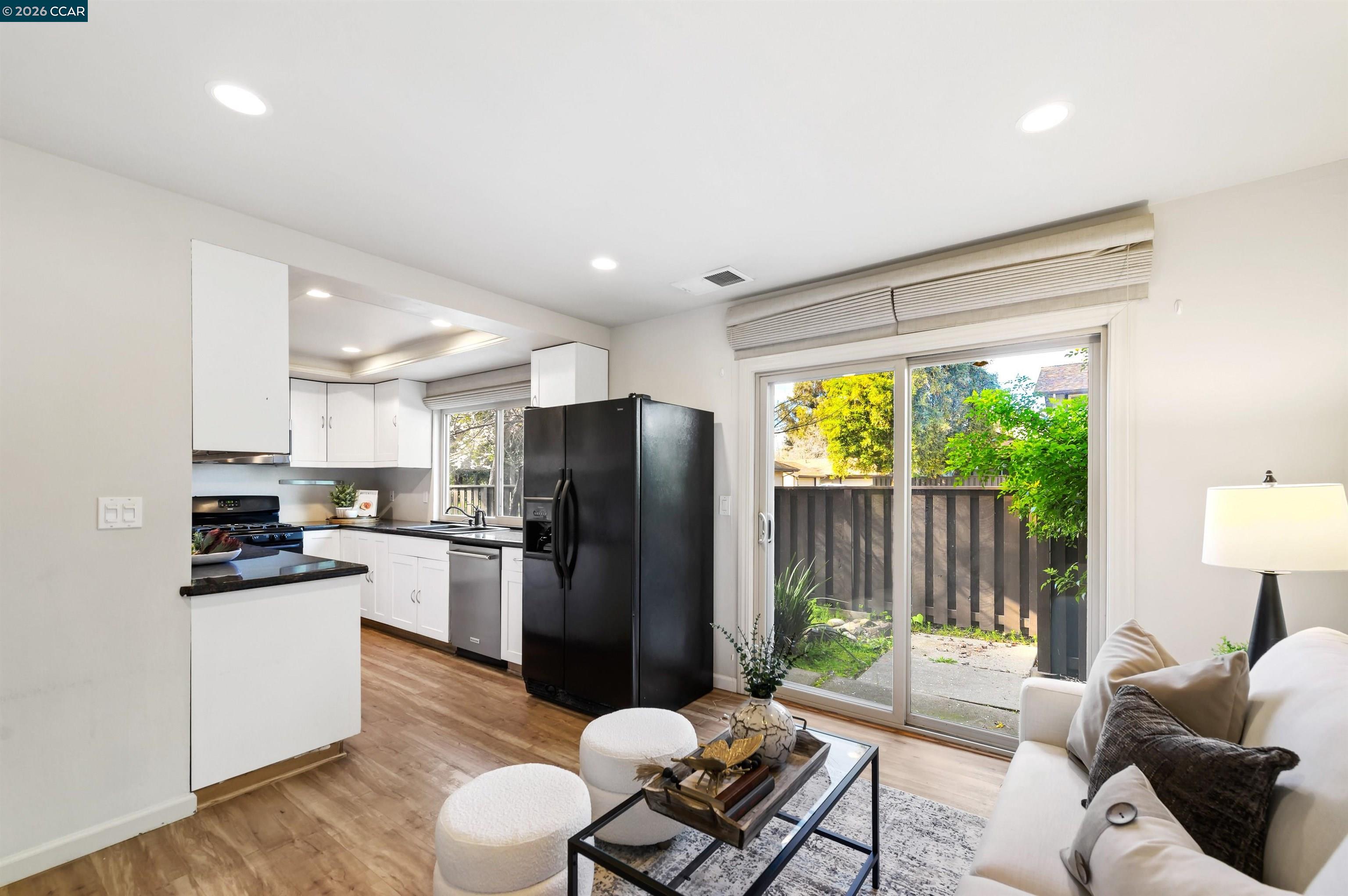 Detail Gallery Image 14 of 26 For 1746 Candelero Ct, Walnut Creek,  CA 94598 - 3 Beds | 2/1 Baths