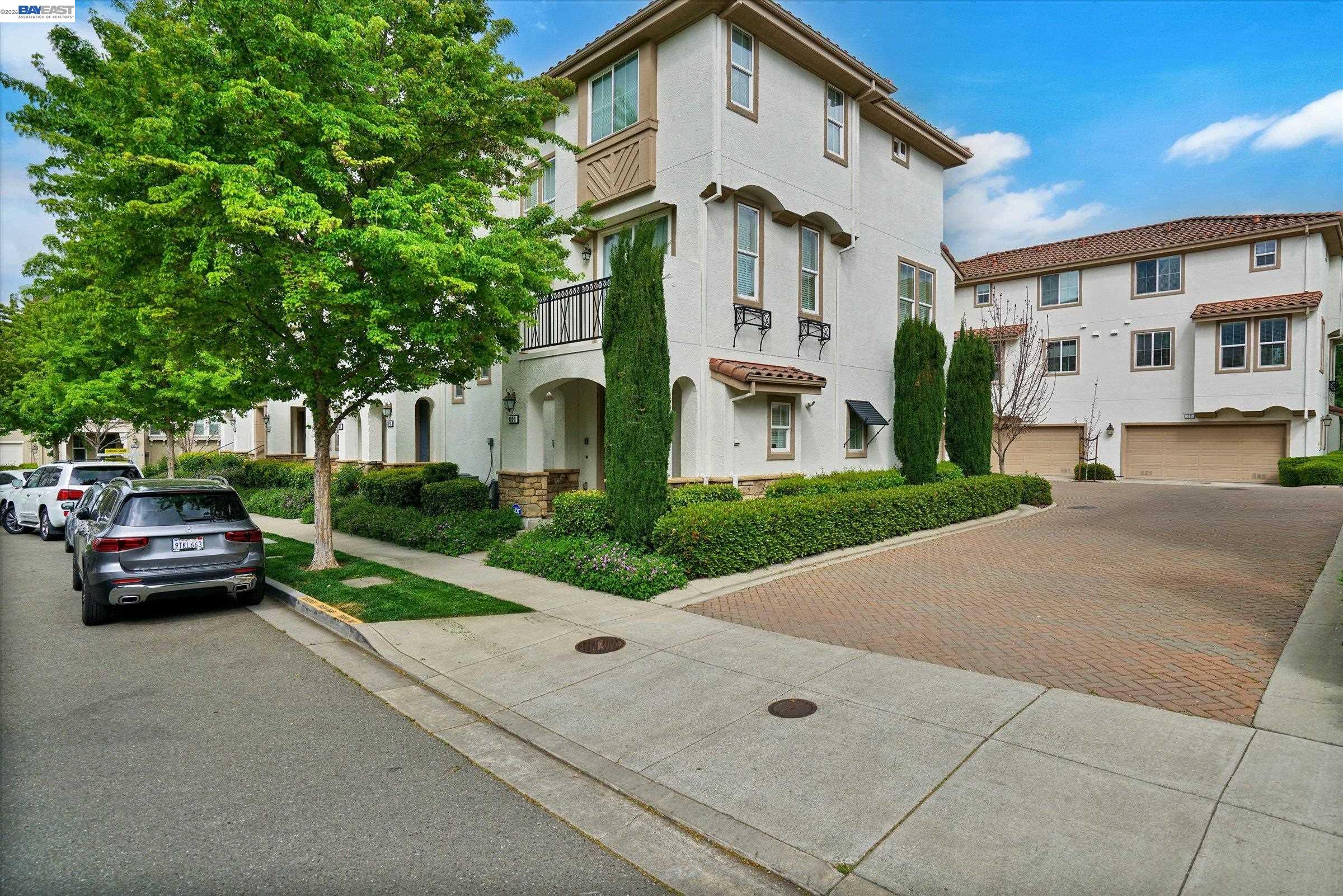 Photo #4: 41129495 Listing: Photo #4