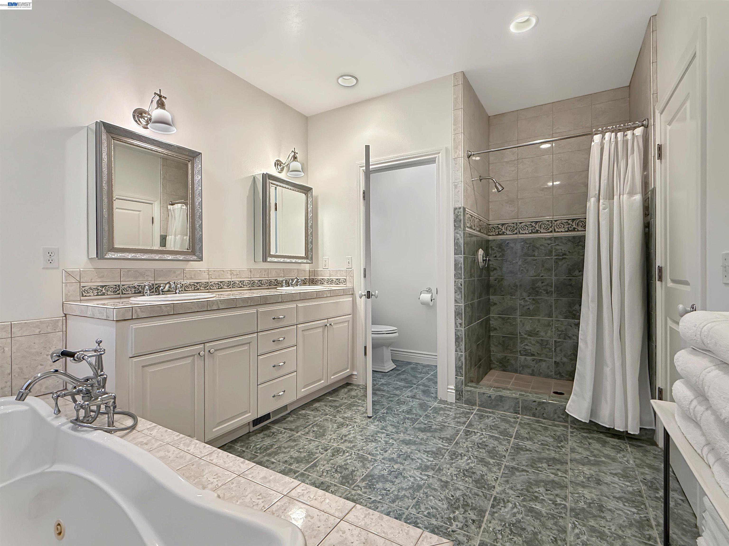 Detail Gallery Image 19 of 30 For 1209 Rimer Dr, Moraga,  CA 94556 - 4 Beds | 3 Baths