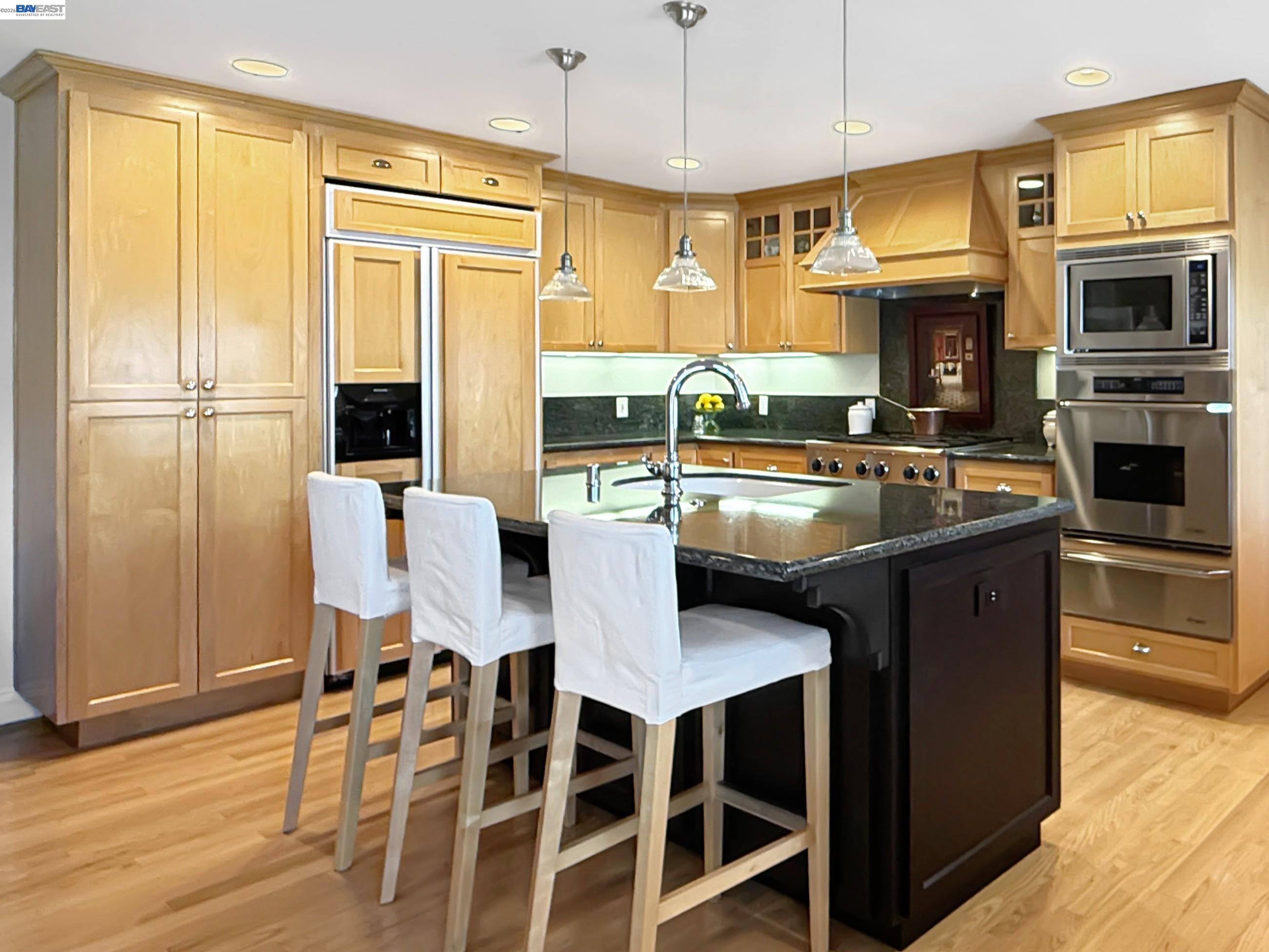 Detail Gallery Image 6 of 30 For 1209 Rimer Dr, Moraga,  CA 94556 - 4 Beds | 3 Baths