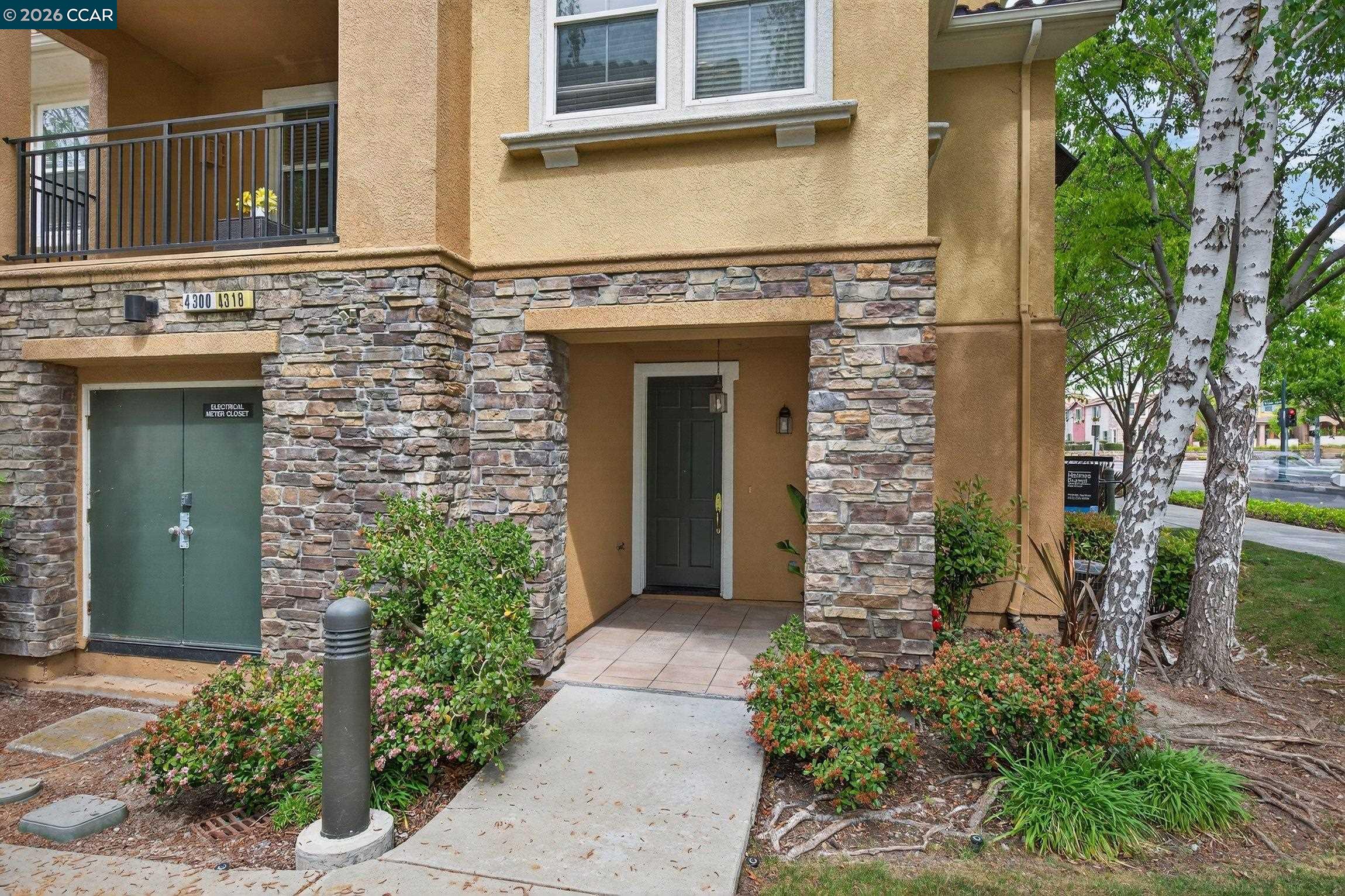 Photo #2: 41129497 Listing: Photo #2