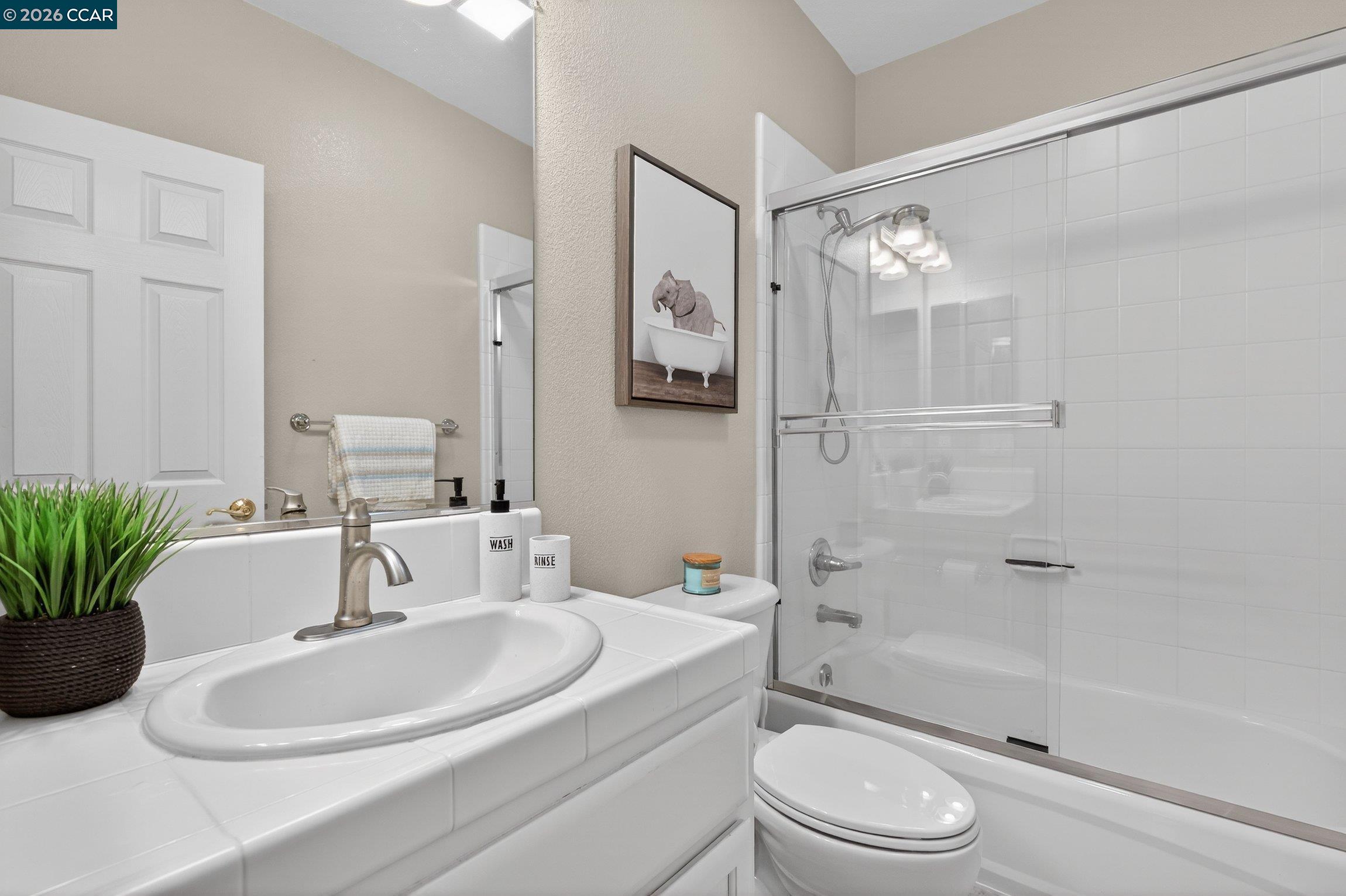 Photo #23: 41129497 Listing: Photo #23