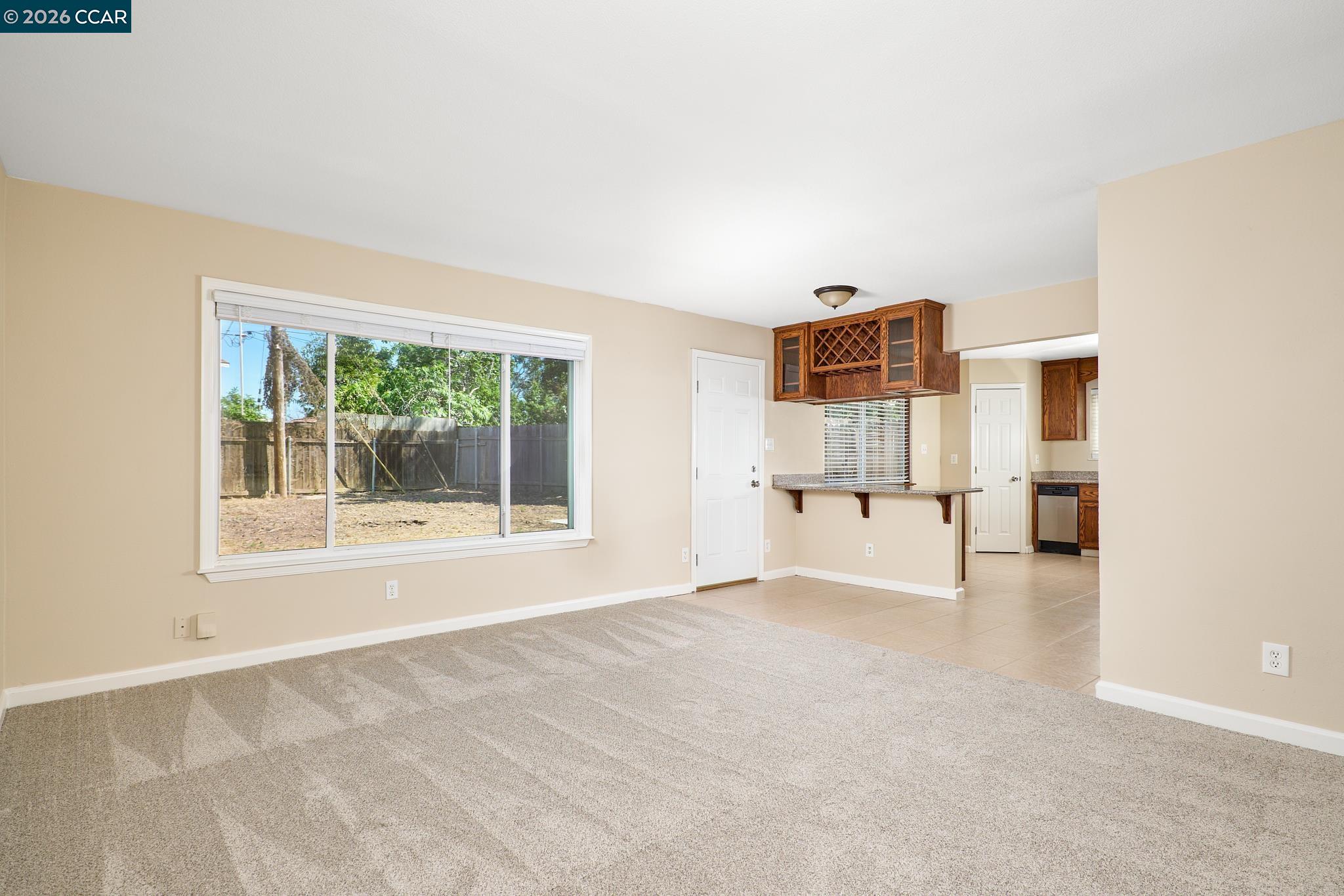 Detail Gallery Image 7 of 18 For 3631 Quinn Way, North Highlands,  CA 95660 - 3 Beds | 1/1 Baths