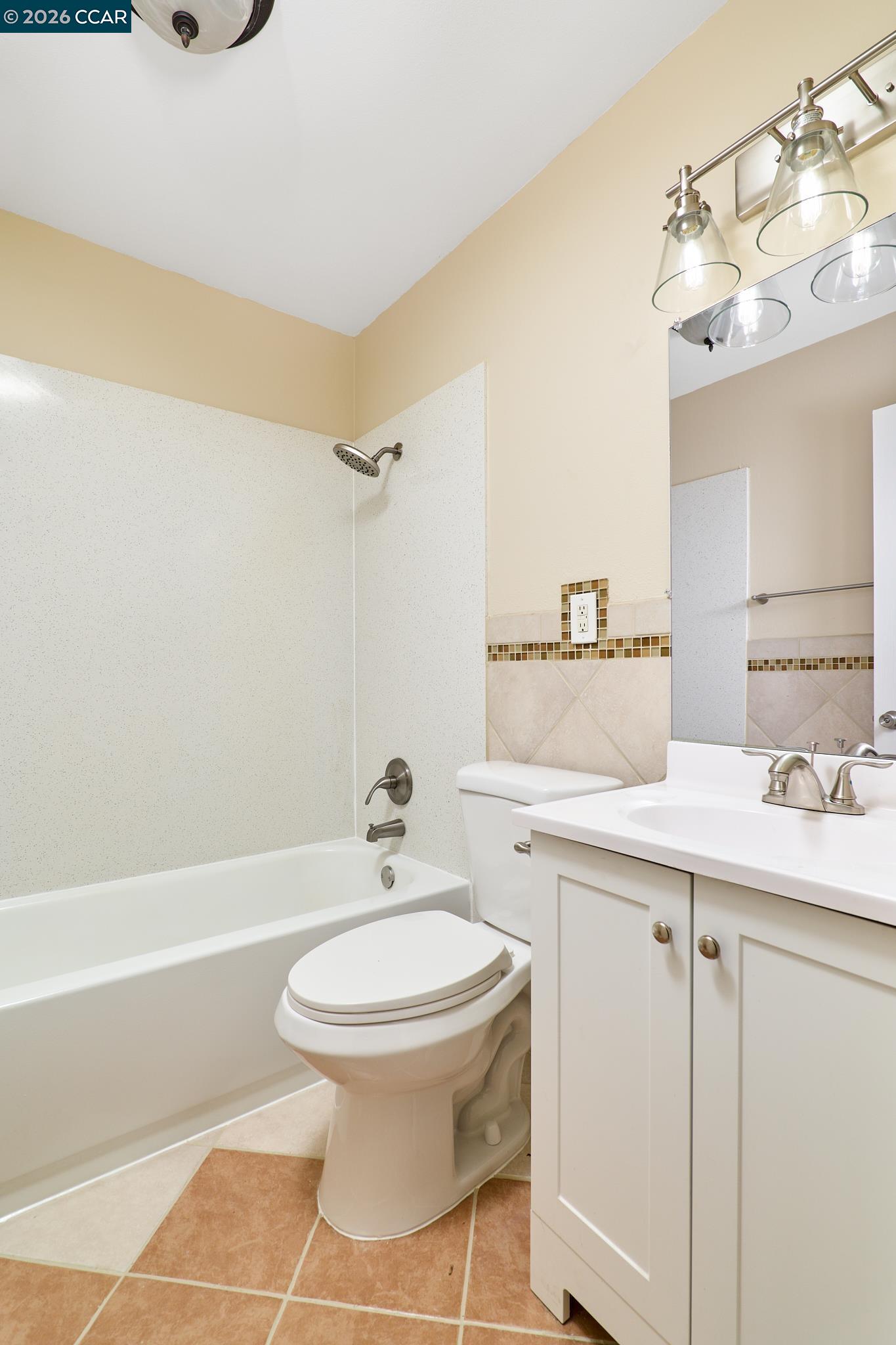 Detail Gallery Image 8 of 18 For 3631 Quinn Way, North Highlands,  CA 95660 - 3 Beds | 1/1 Baths