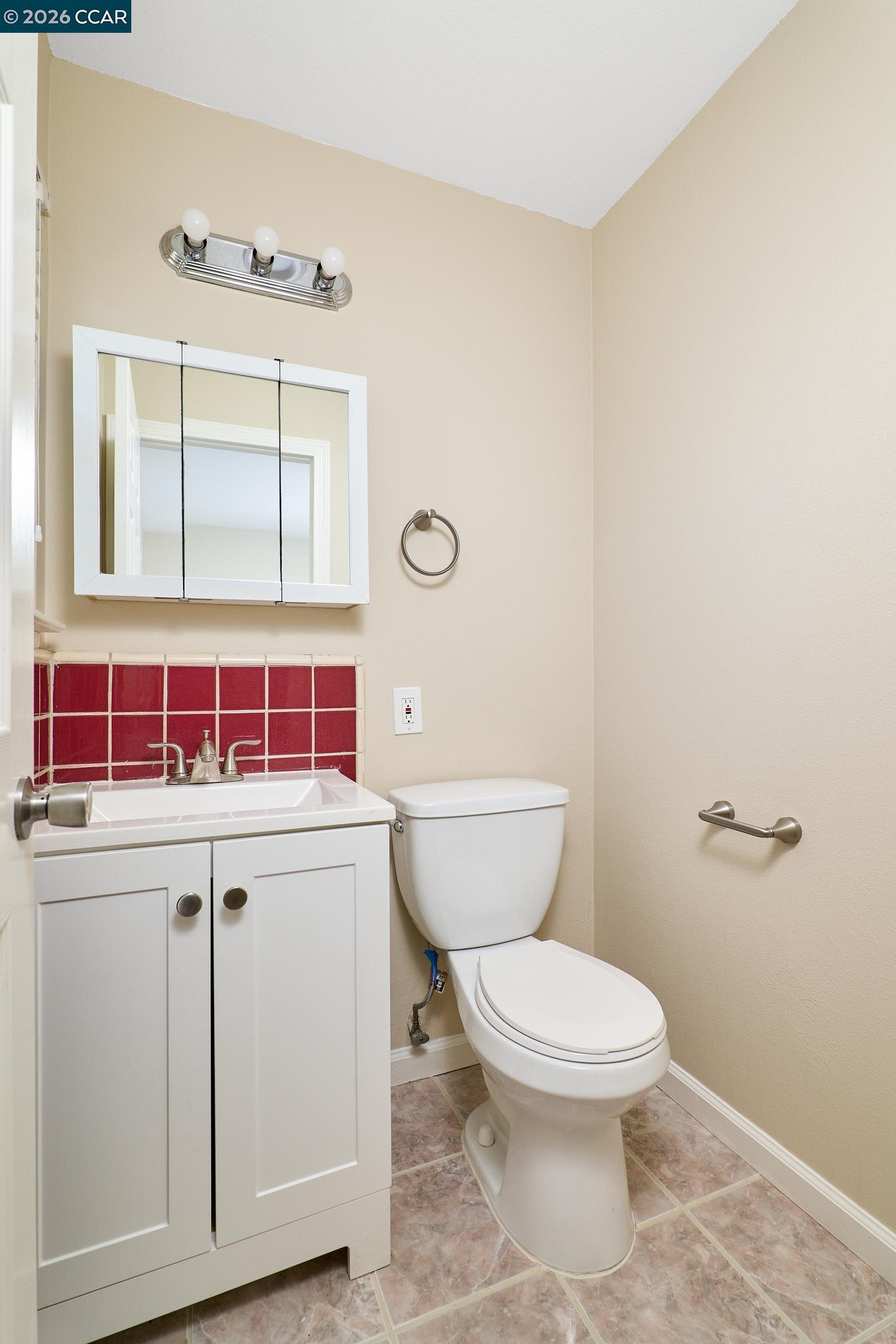 Detail Gallery Image 9 of 18 For 3631 Quinn Way, North Highlands,  CA 95660 - 3 Beds | 1/1 Baths