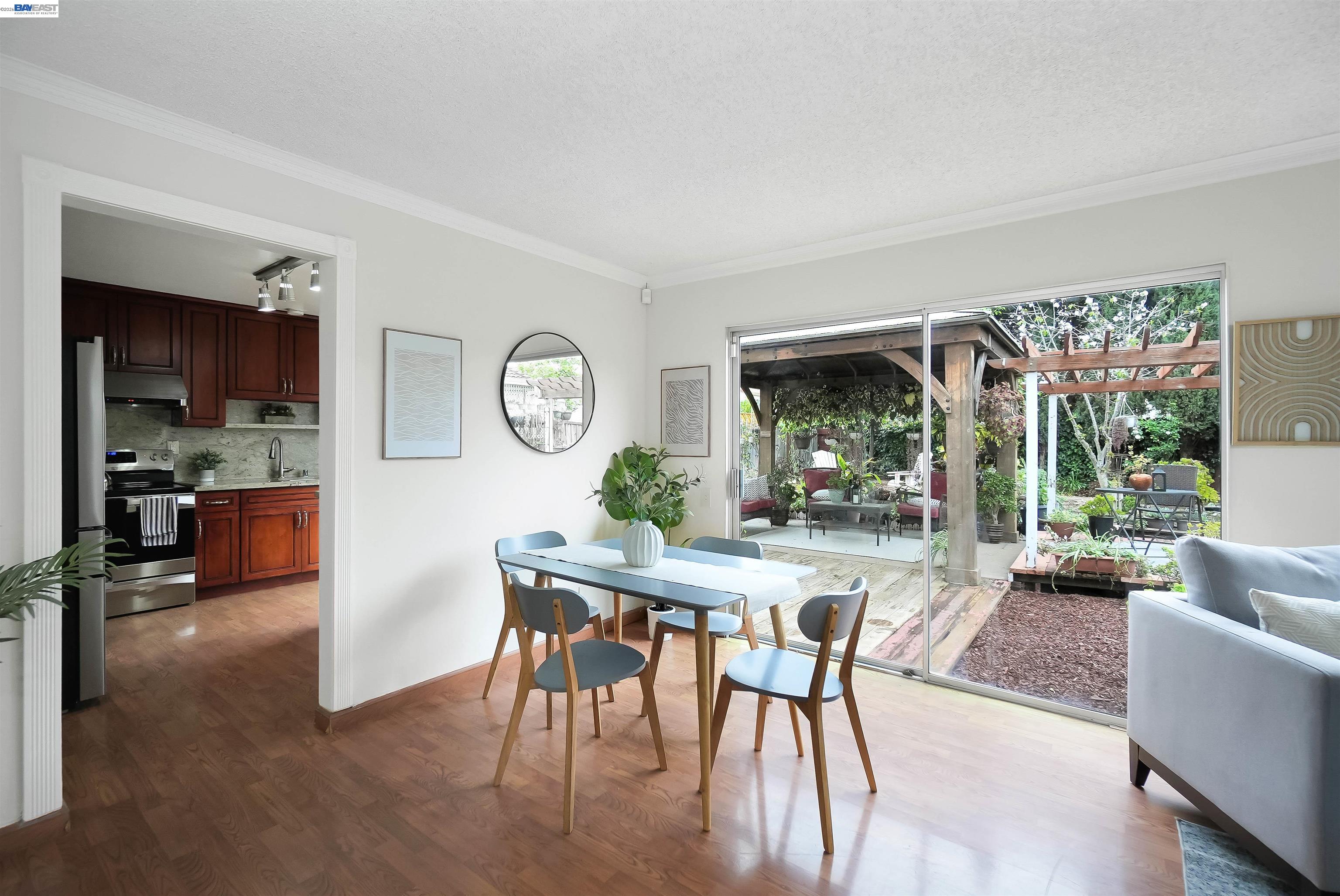 Detail Gallery Image 17 of 57 For 28256 Karn Drive, Hayward,  CA 94544 - 3 Beds | 2/1 Baths