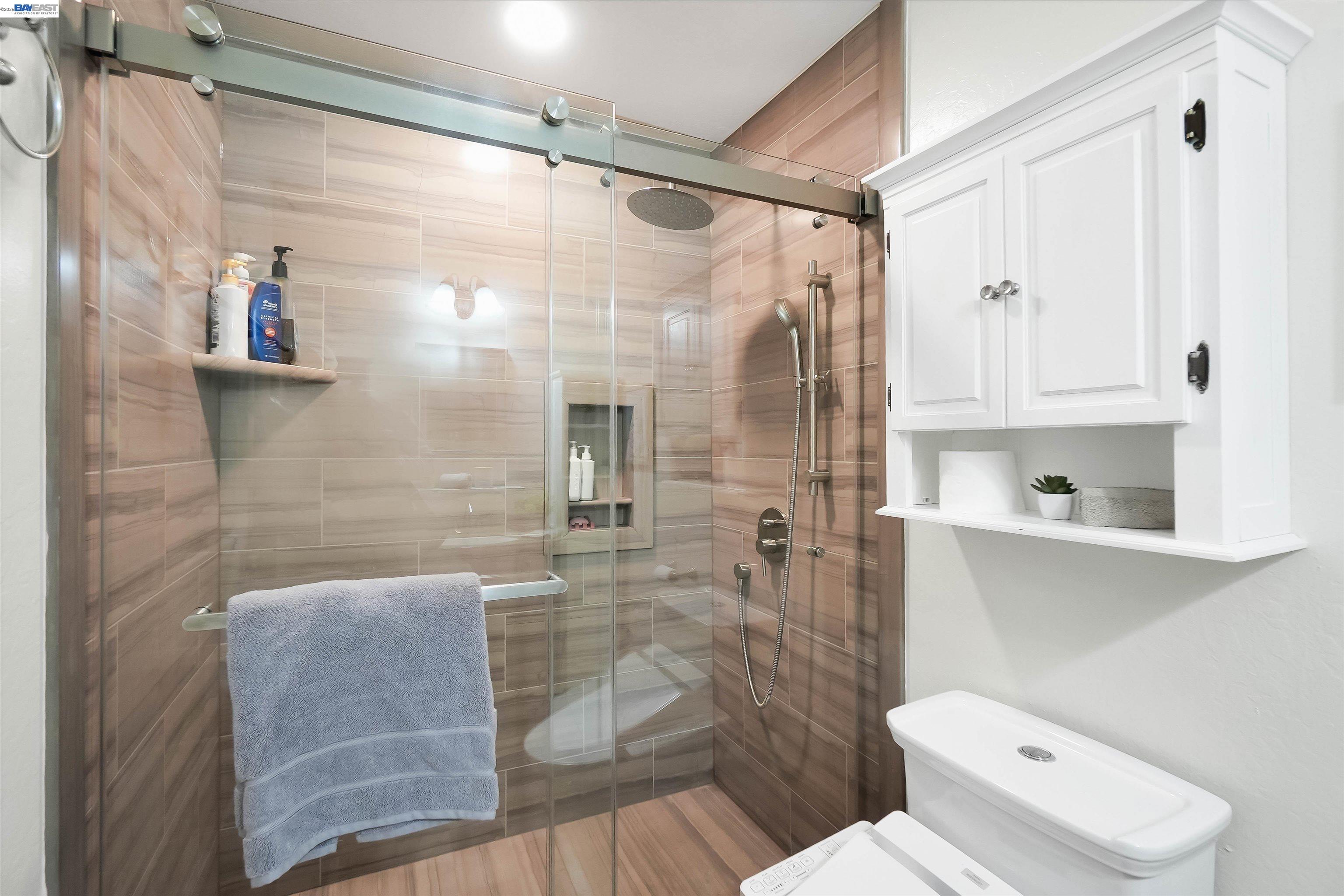 Detail Gallery Image 34 of 57 For 28256 Karn Drive, Hayward,  CA 94544 - 3 Beds | 2/1 Baths