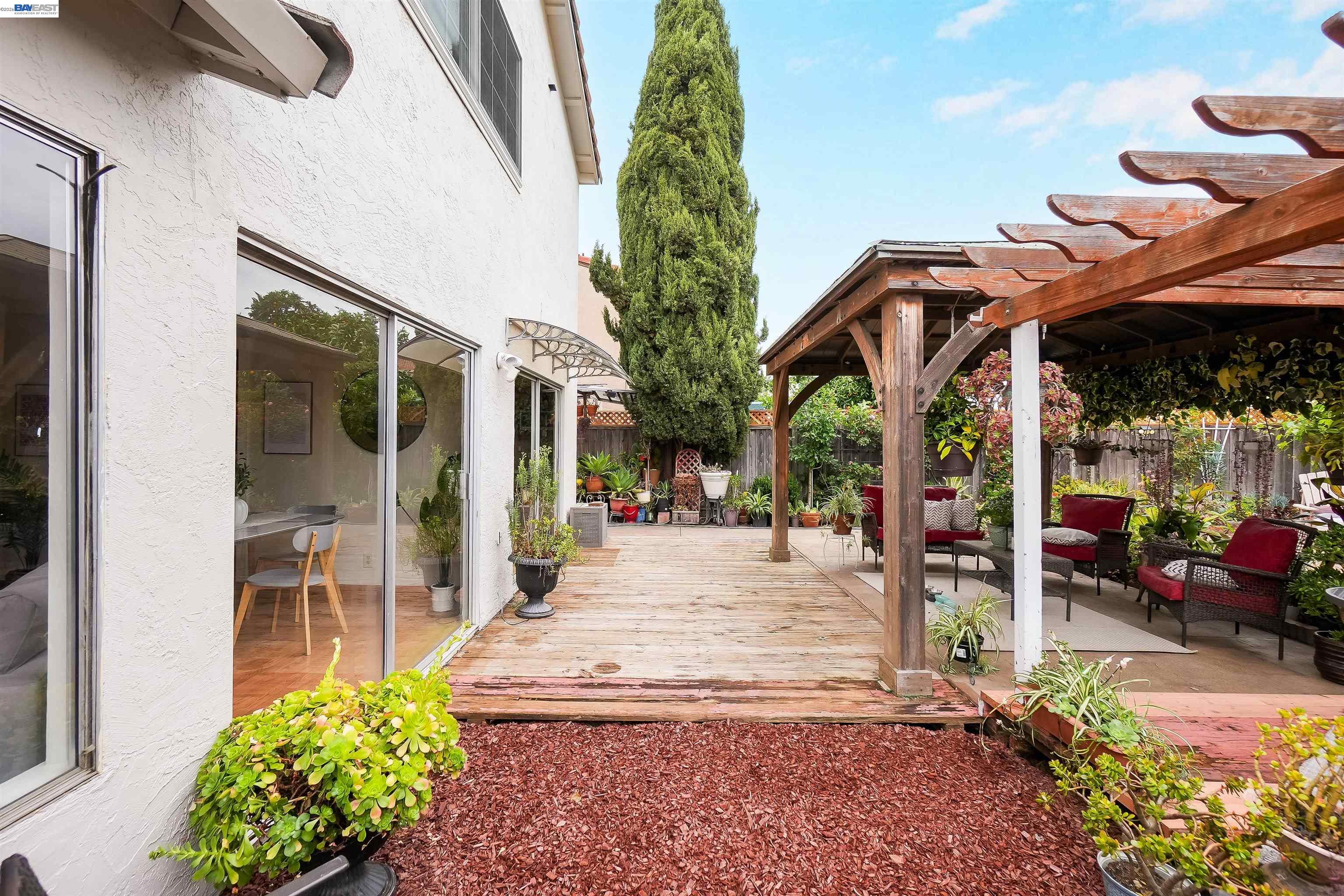 Detail Gallery Image 44 of 57 For 28256 Karn Drive, Hayward,  CA 94544 - 3 Beds | 2/1 Baths