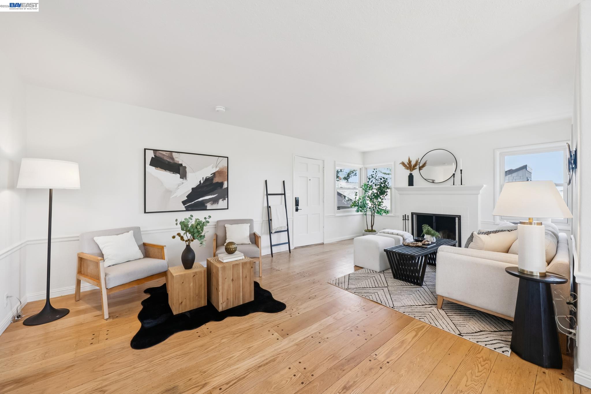 Detail Gallery Image 21 of 60 For 39 Chatsworth Ct, Oakland,  CA 94611 - 4 Beds | 2 Baths