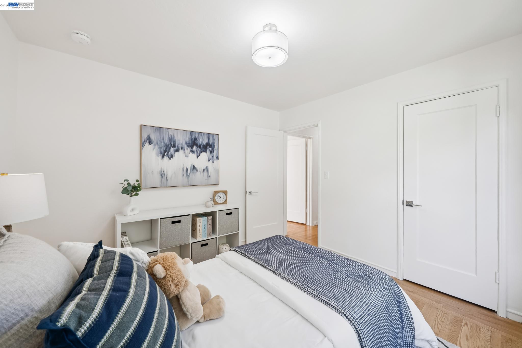 Detail Gallery Image 40 of 60 For 39 Chatsworth Ct, Oakland,  CA 94611 - 4 Beds | 2 Baths