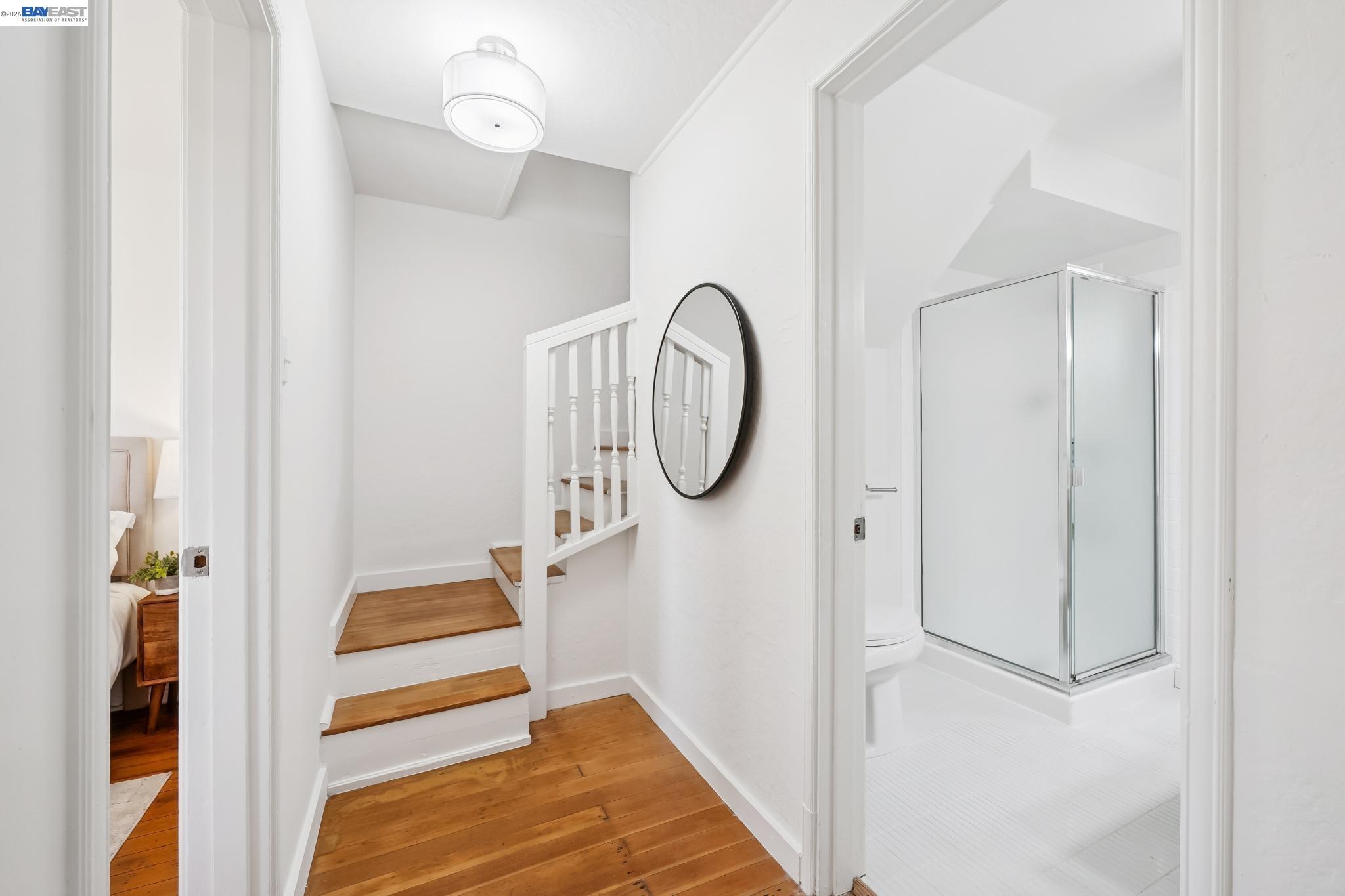 Detail Gallery Image 43 of 60 For 39 Chatsworth Ct, Oakland,  CA 94611 - 4 Beds | 2 Baths