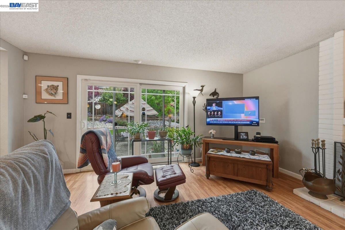 Detail Gallery Image 14 of 60 For 466 Crystalline Dr, Fremont,  CA 94539 - 4 Beds | 3 Baths