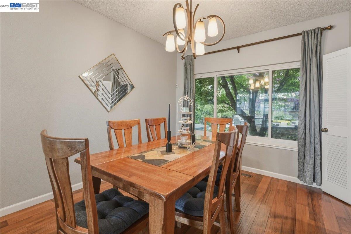 Detail Gallery Image 15 of 60 For 466 Crystalline Dr, Fremont,  CA 94539 - 4 Beds | 3 Baths