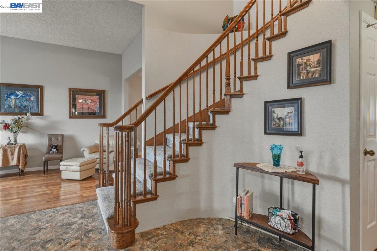 Detail Gallery Image 18 of 60 For 466 Crystalline Dr, Fremont,  CA 94539 - 4 Beds | 3 Baths