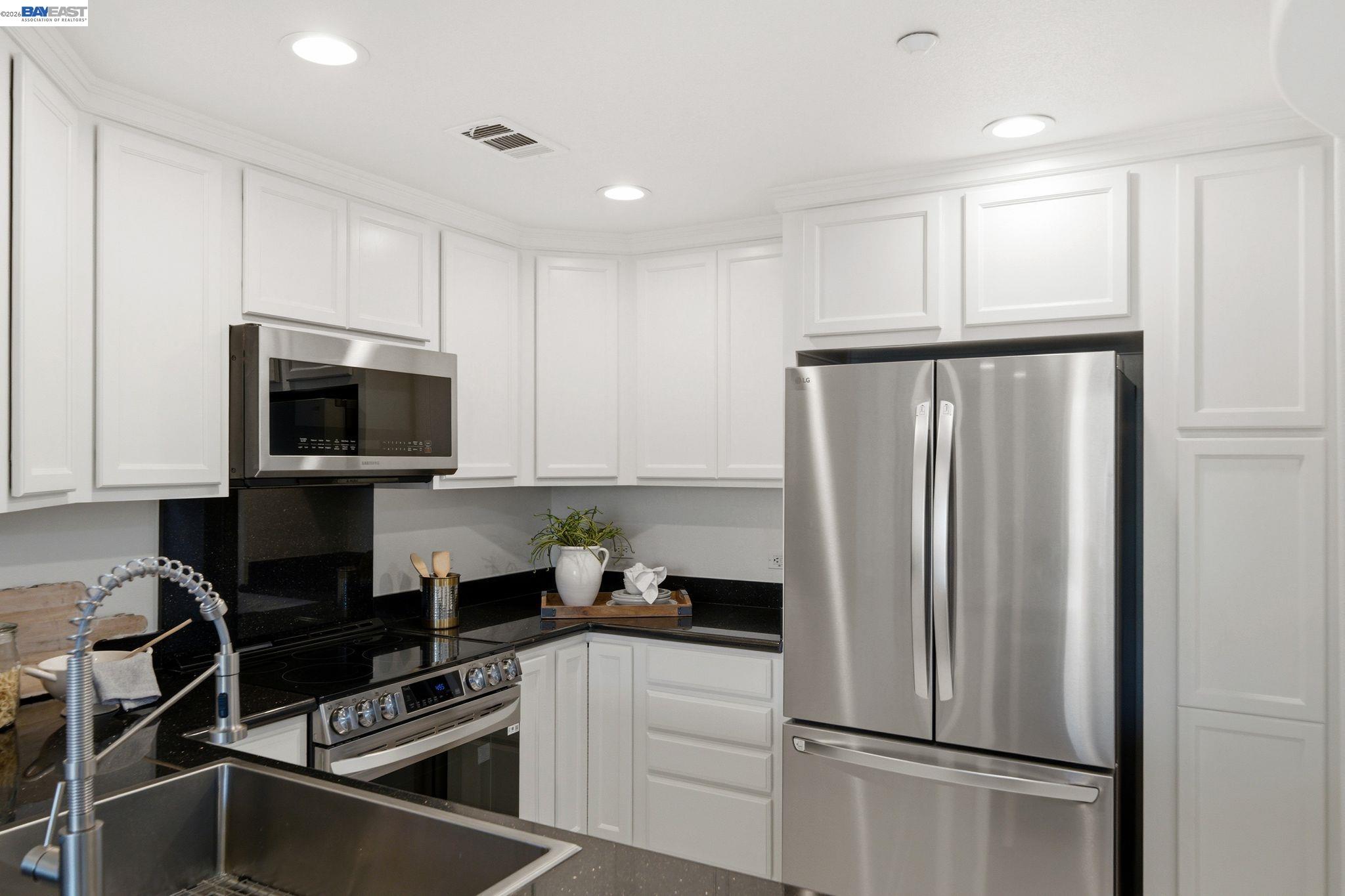 Detail Gallery Image 13 of 41 For 49002 Cinnamon Ferm Common #507,  Fremont,  CA 94539 - 2 Beds | 2 Baths