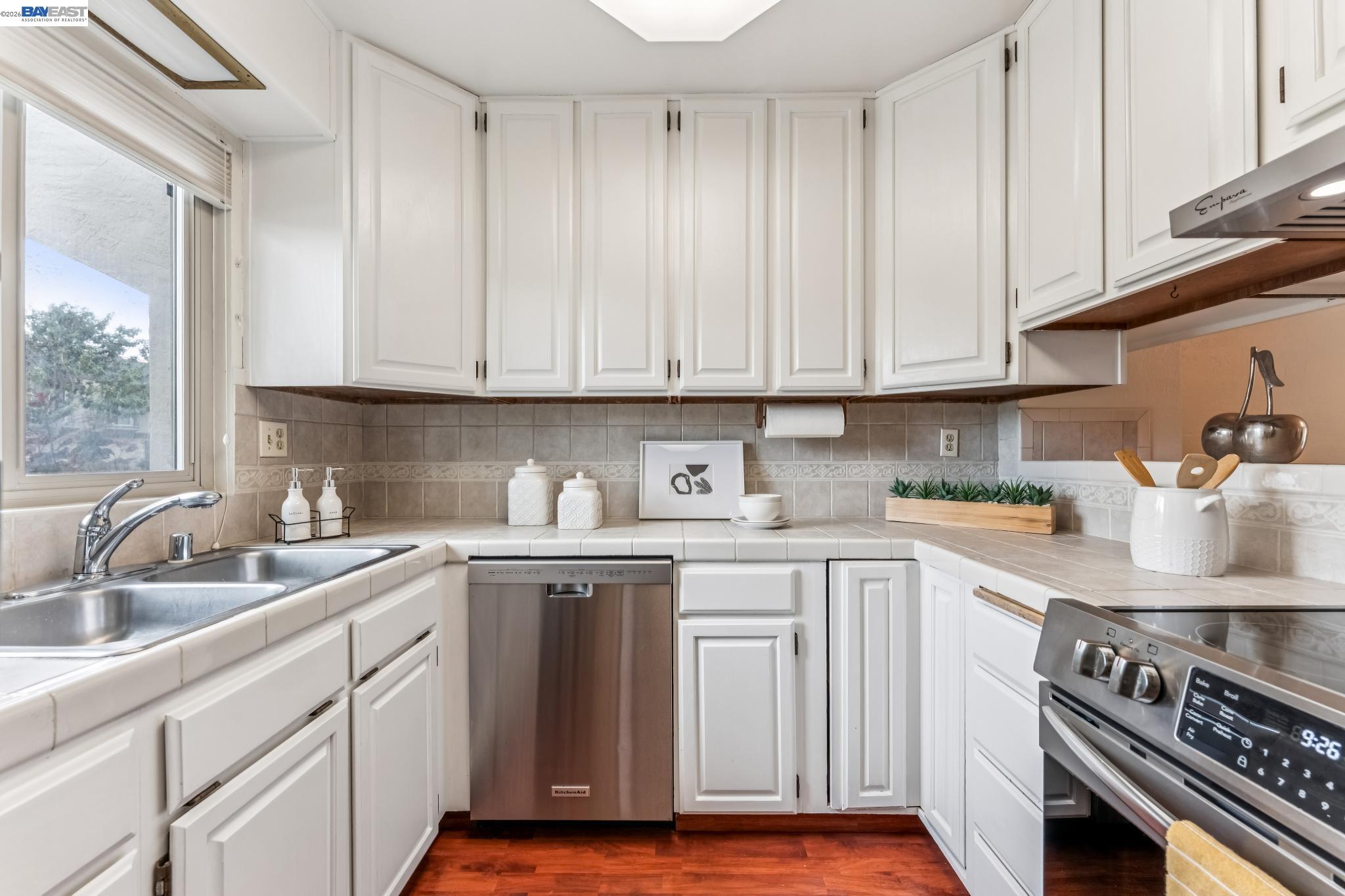 1130 Fontana Drive, Alameda, CA, 94502