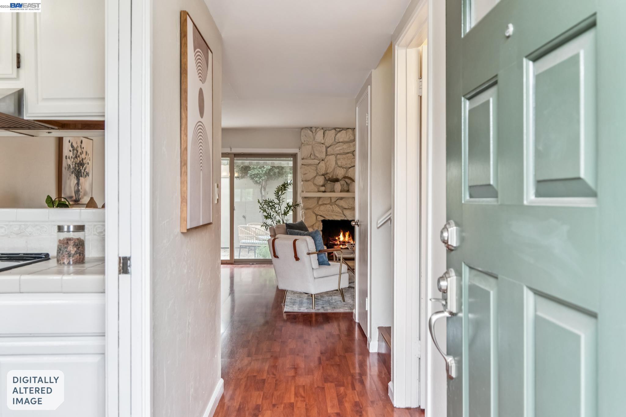 Photo #2: 41129517 Listing: Photo #2