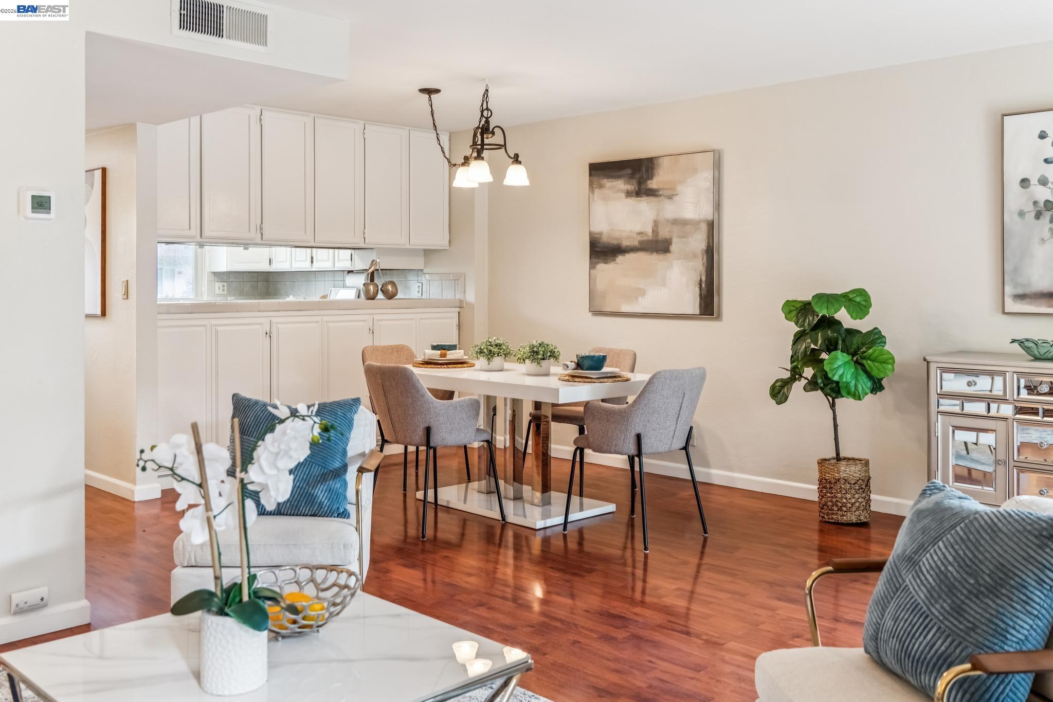 Photo #11: 41129517 Listing: Photo #11