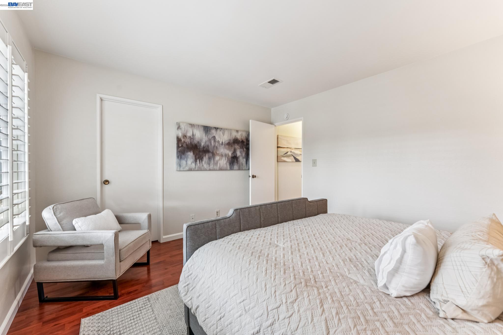 Photo #32: 41129517 Listing: Photo #32