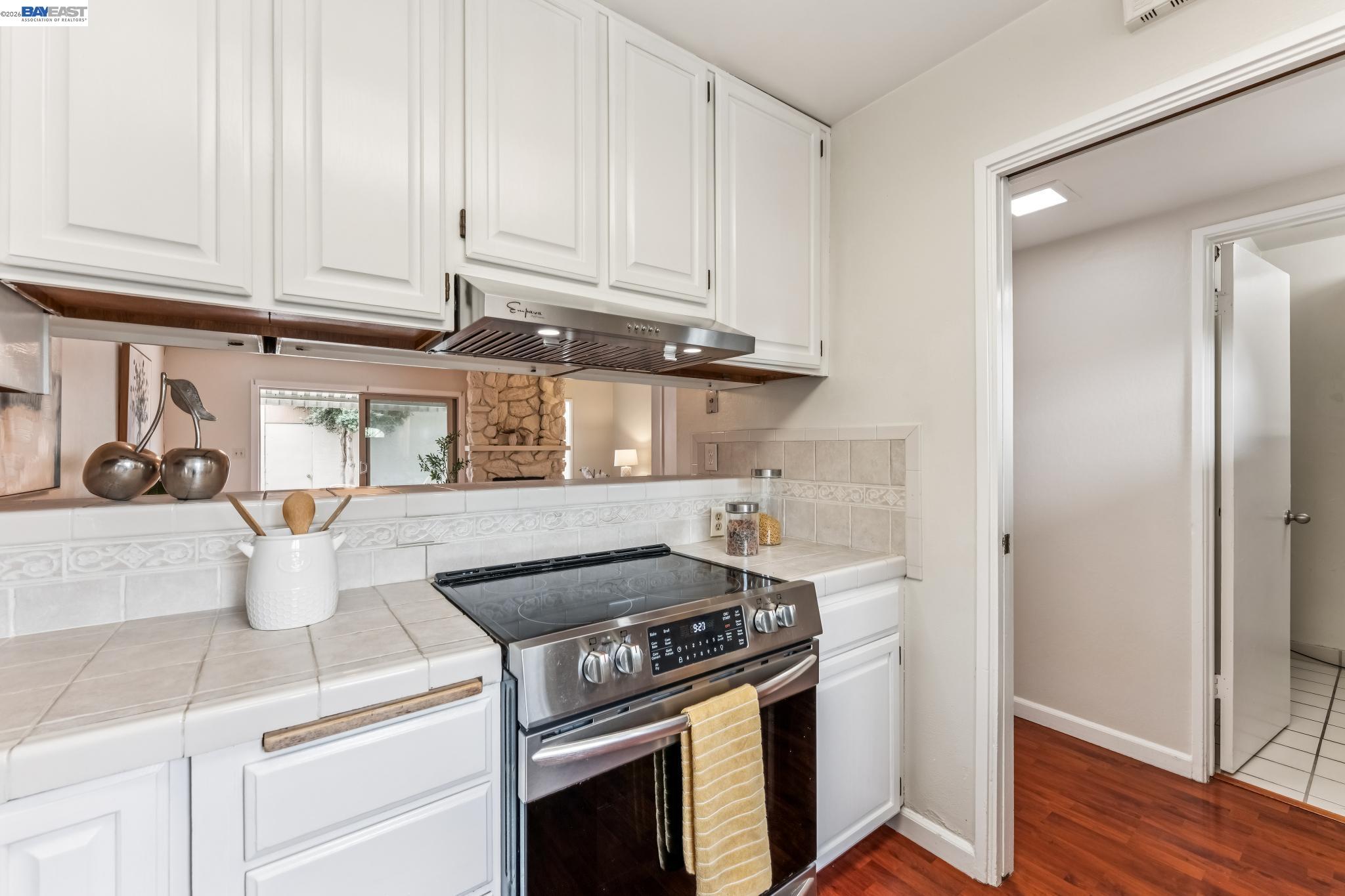 Photo #7: 41129517 Listing: Photo #7