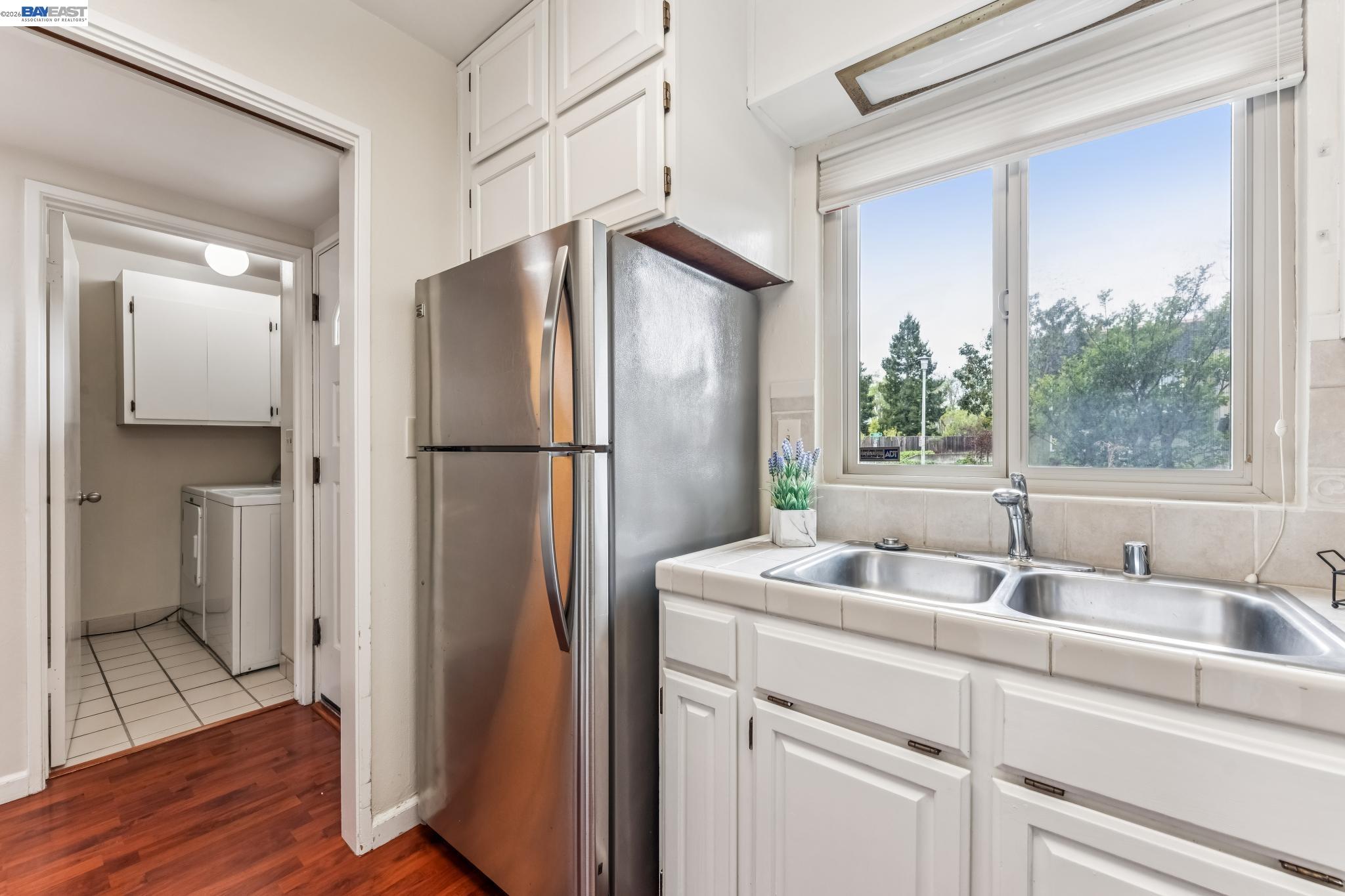 Photo #8: 41129517 Listing: Photo #8