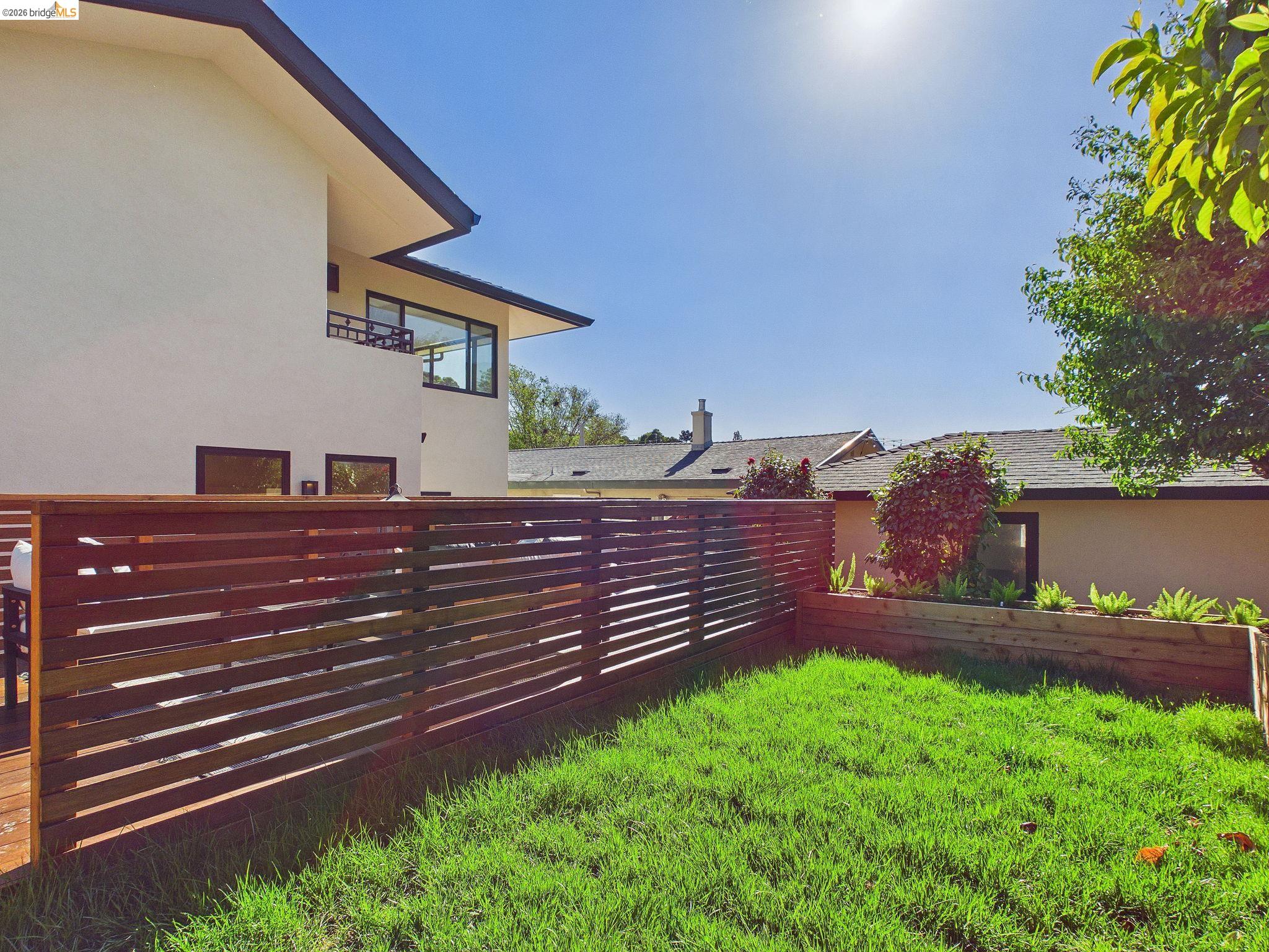 Detail Gallery Image 42 of 50 For 714 Walavista Ave, Oakland,  CA 94610 - 4 Beds | 4/1 Baths