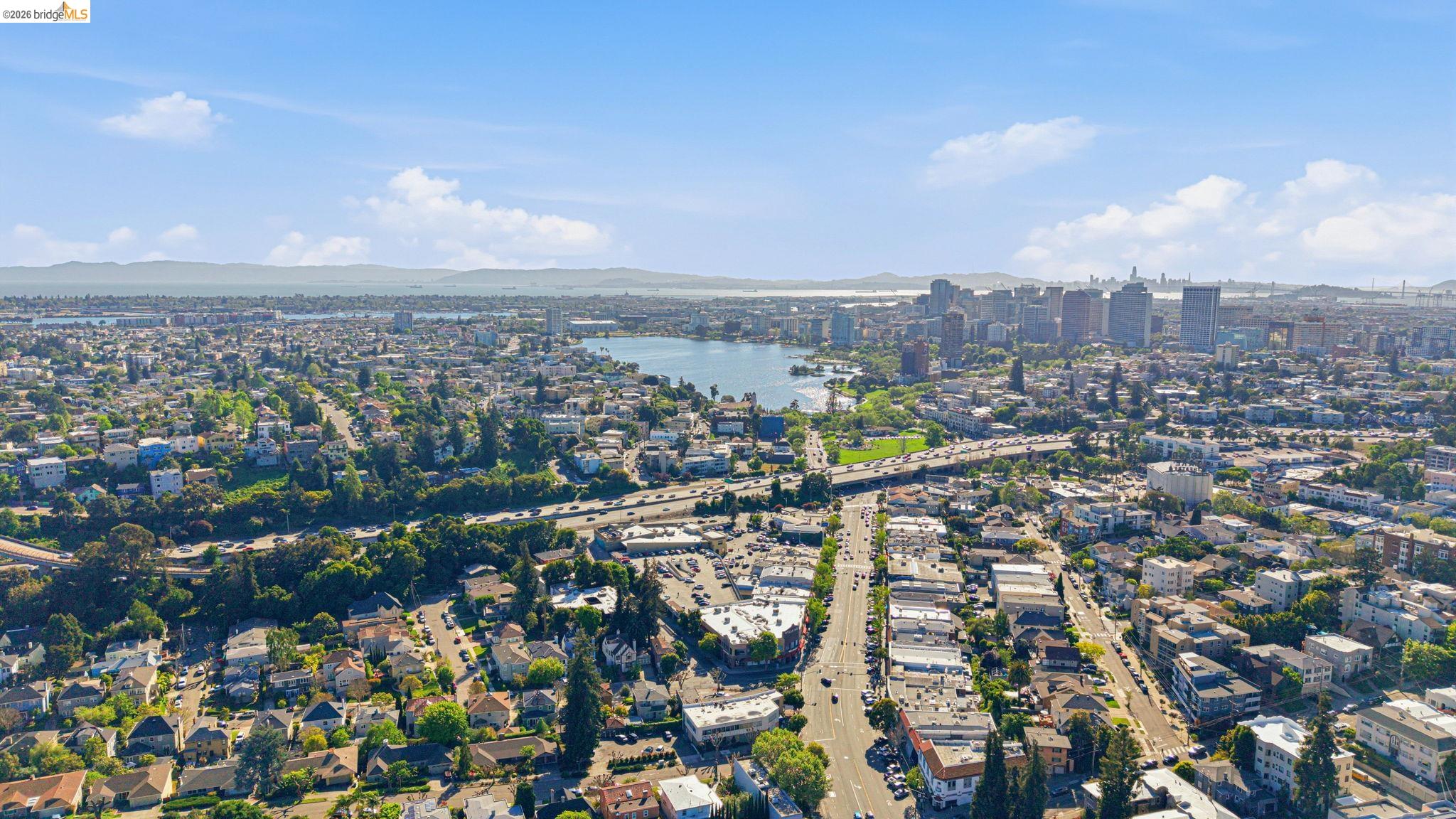 Detail Gallery Image 48 of 50 For 714 Walavista Ave, Oakland,  CA 94610 - 4 Beds | 4/1 Baths