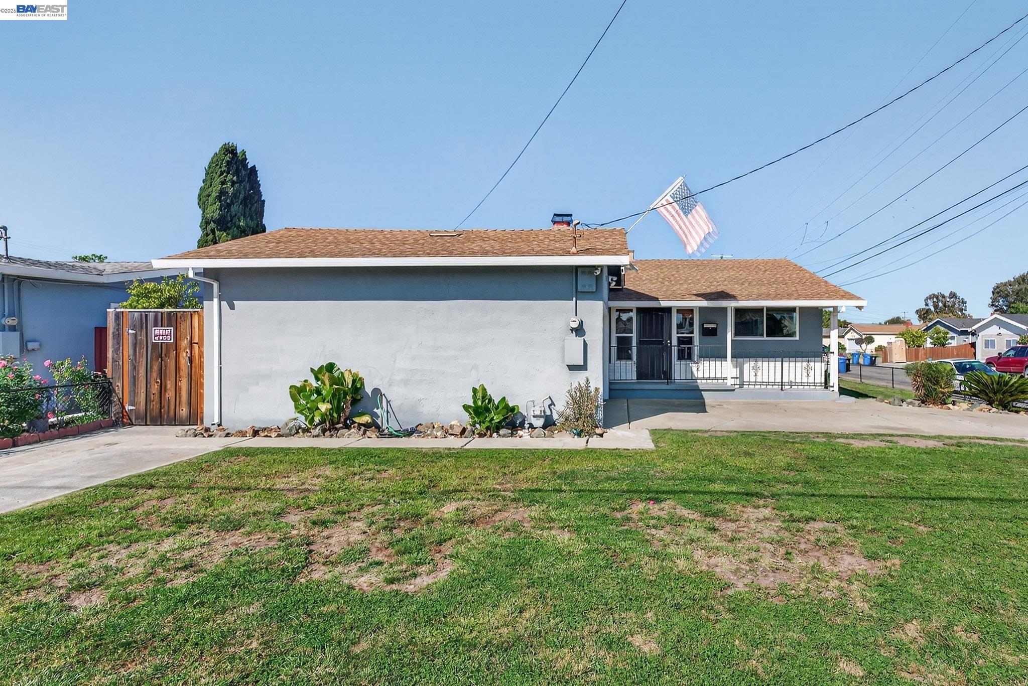 Detail Gallery Image 2 of 26 For 6759 Albyn Court, Newark,  CA 94560 - 3 Beds | 2 Baths