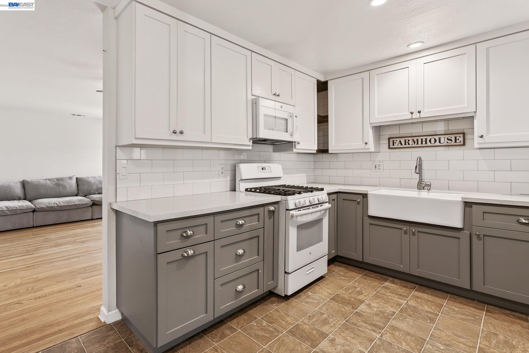 Detail Gallery Image 11 of 26 For 6759 Albyn Court, Newark,  CA 94560 - 3 Beds | 2 Baths