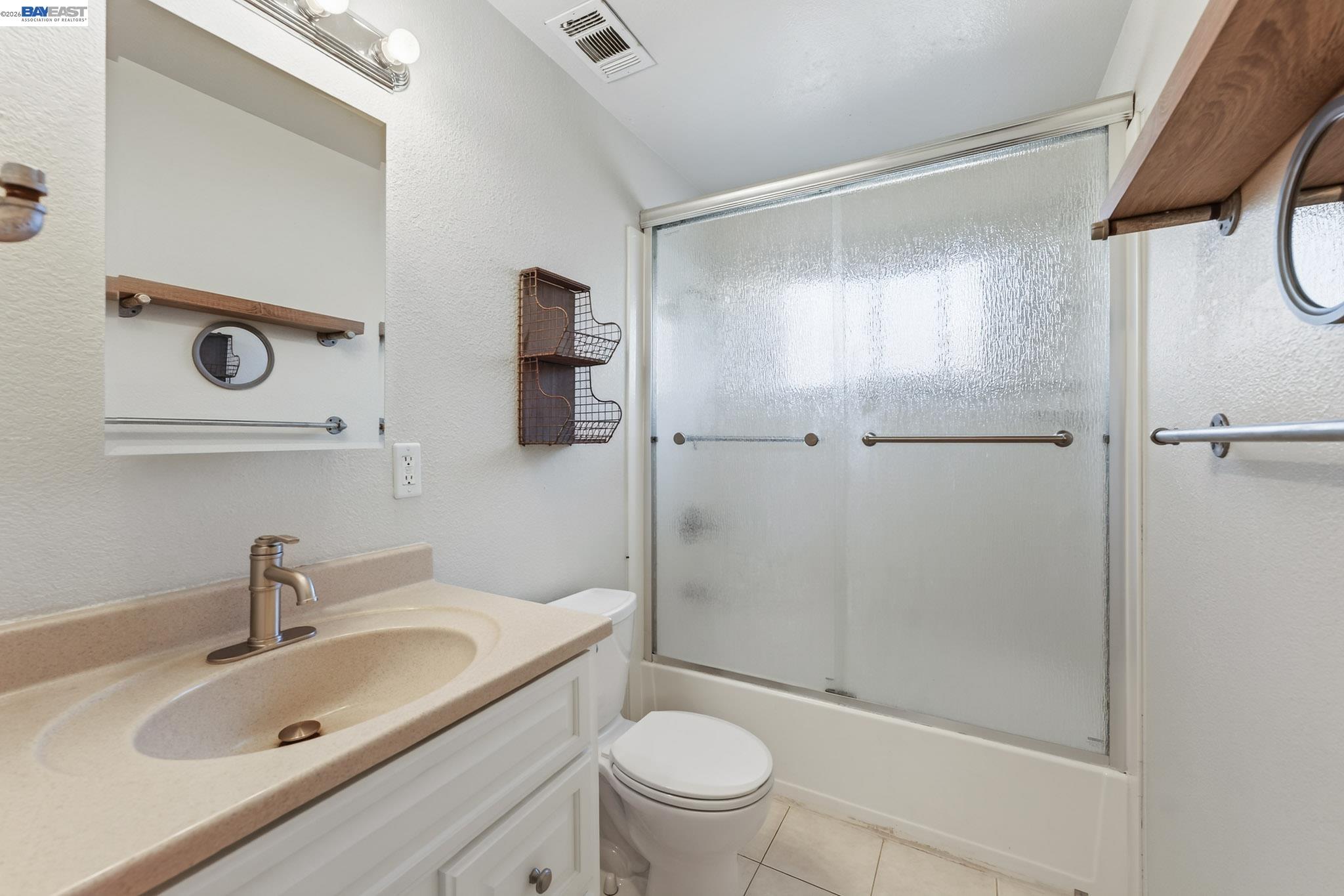 Detail Gallery Image 21 of 26 For 6759 Albyn Court, Newark,  CA 94560 - 3 Beds | 2 Baths