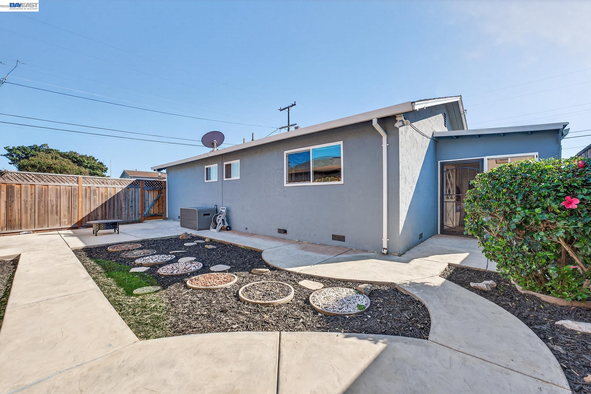 Detail Gallery Image 23 of 26 For 6759 Albyn Court, Newark,  CA 94560 - 3 Beds | 2 Baths