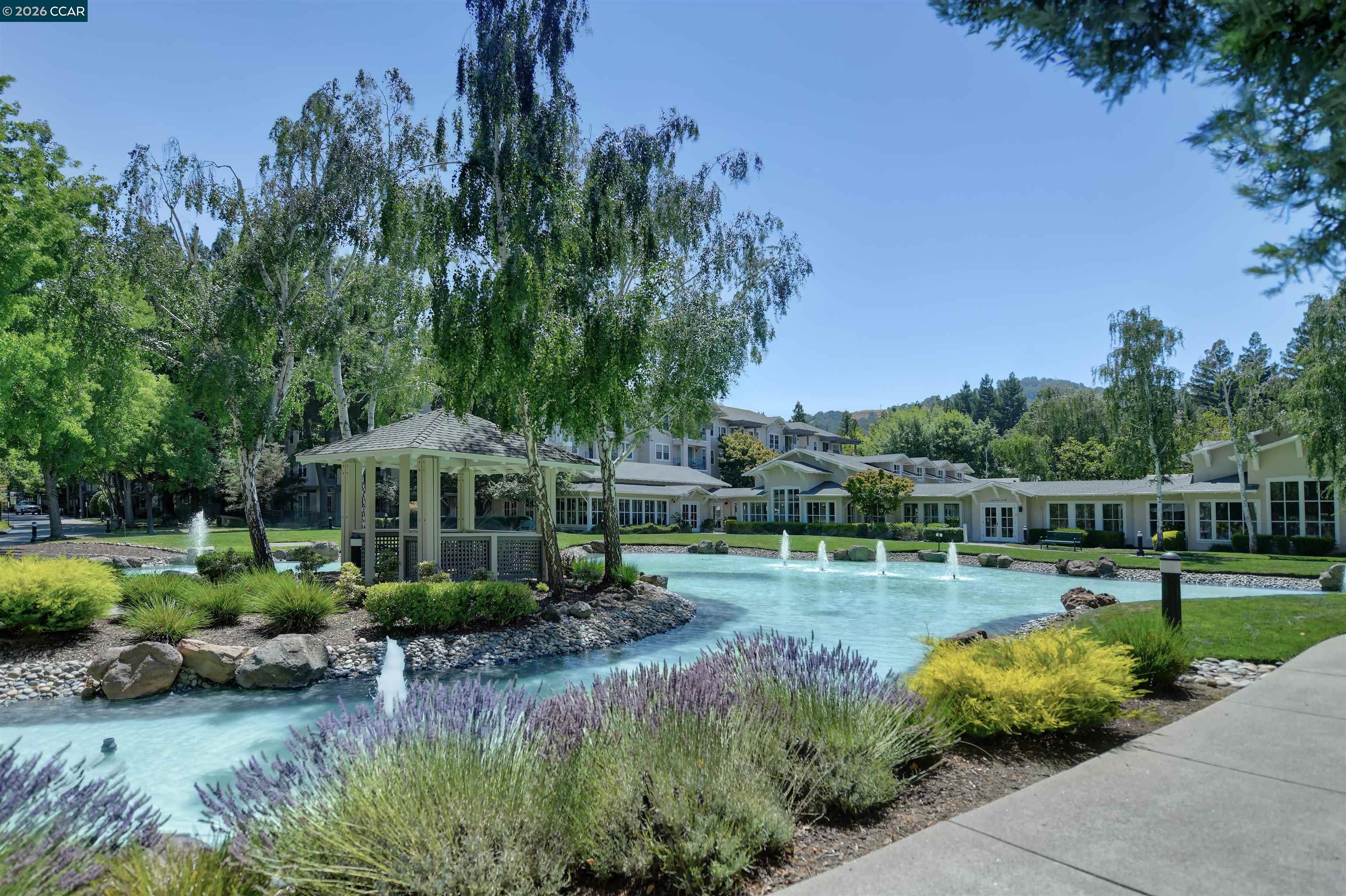 Photo #6: 41129526 Listing: Photo #6