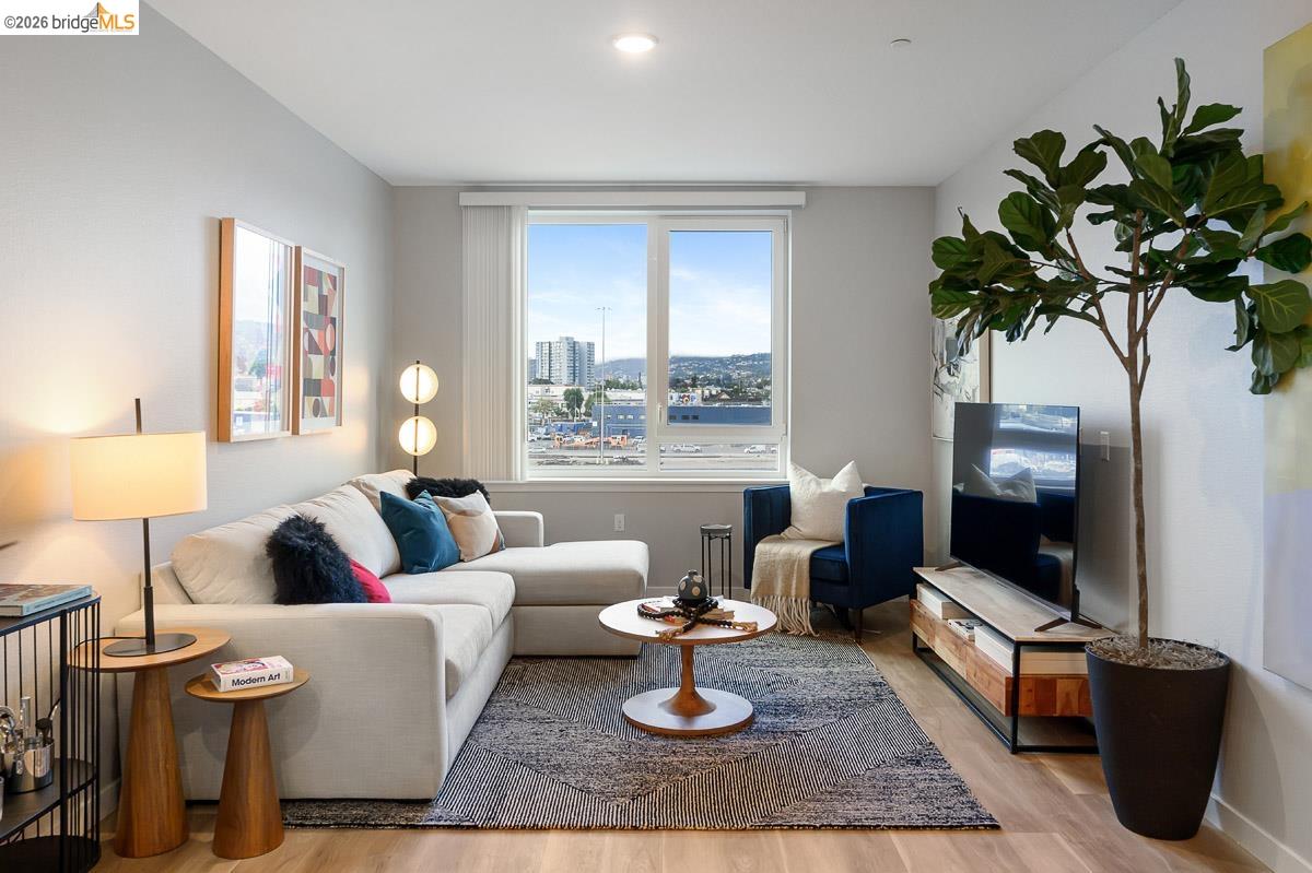 Photo #1: 41129528 Listing: Photo #1