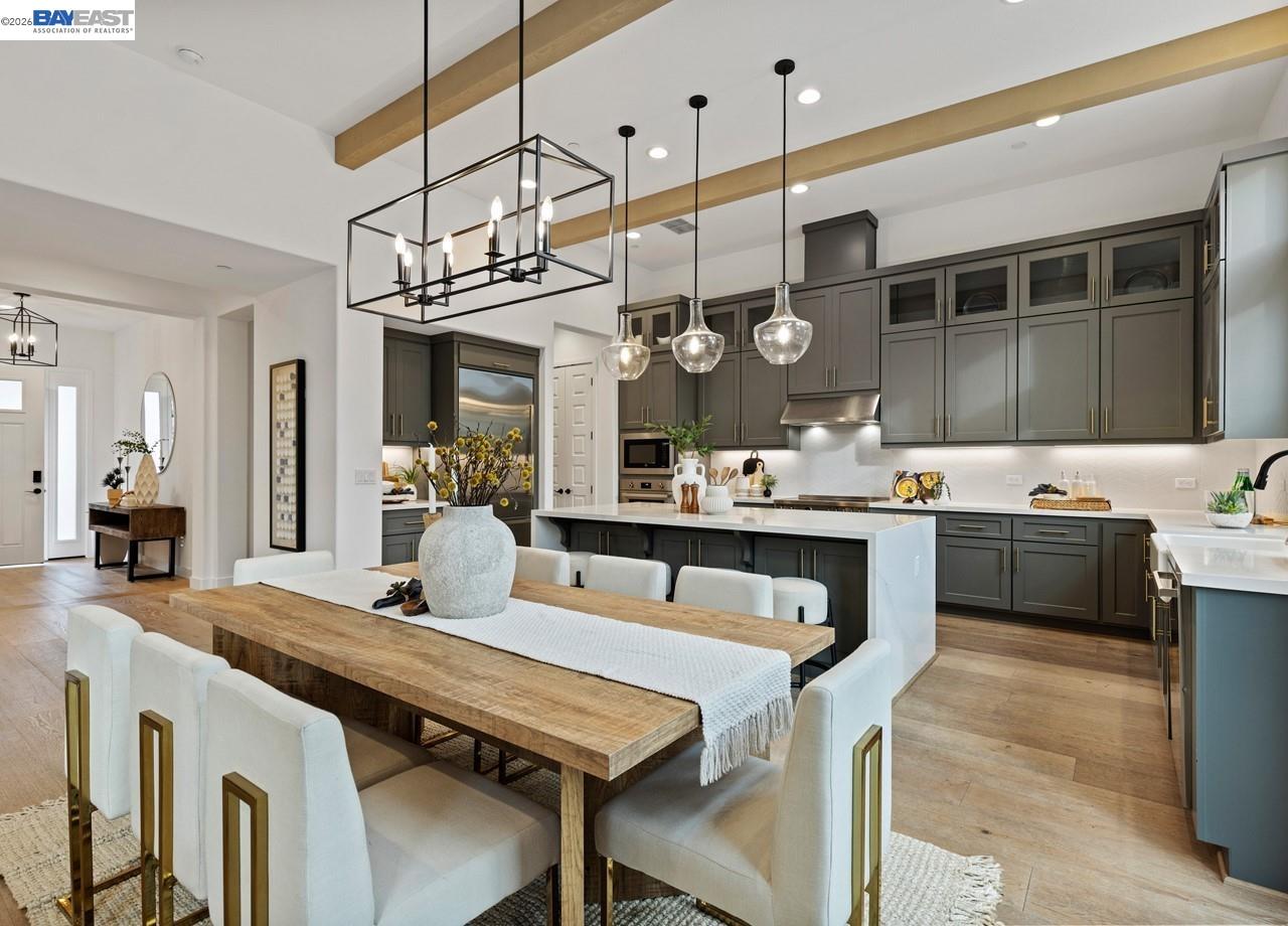 Detail Gallery Image 16 of 60 For 580 Boyd Rd, Pleasant Hill,  CA 94523 - 5 Beds | 4/1 Baths