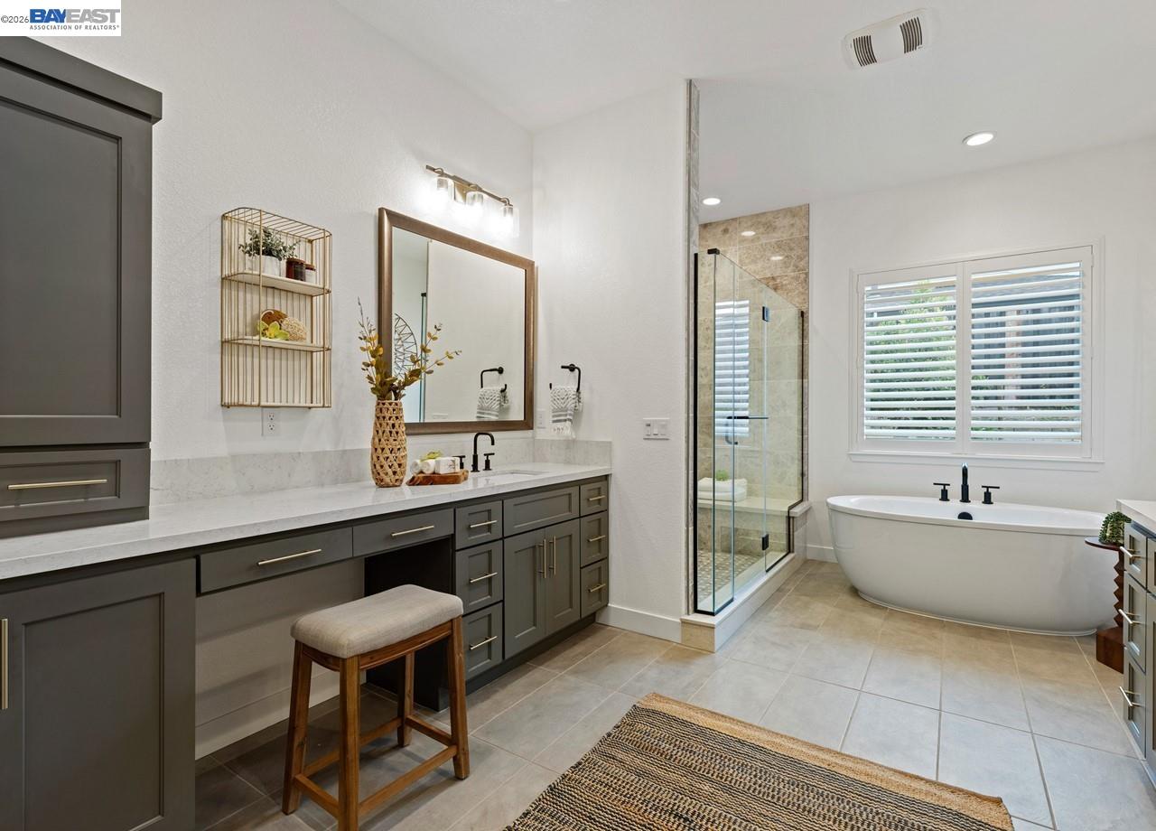 Detail Gallery Image 30 of 60 For 580 Boyd Rd, Pleasant Hill,  CA 94523 - 5 Beds | 4/1 Baths