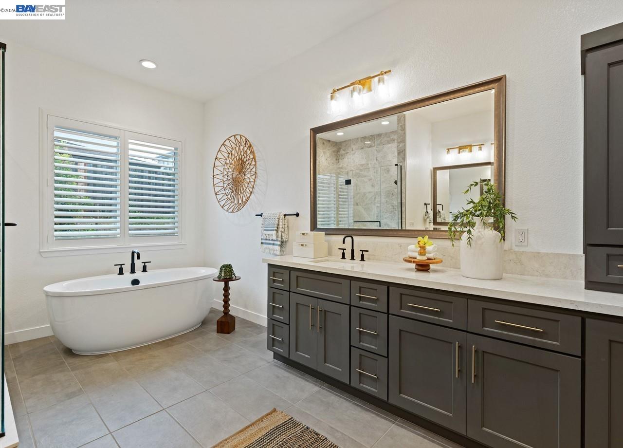 Detail Gallery Image 31 of 60 For 580 Boyd Rd, Pleasant Hill,  CA 94523 - 5 Beds | 4/1 Baths