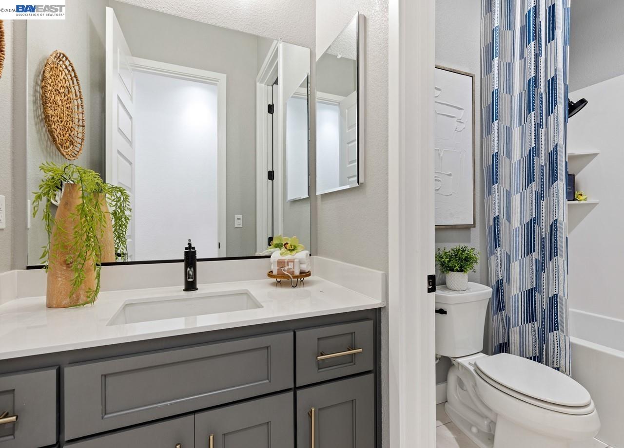 Detail Gallery Image 38 of 60 For 580 Boyd Rd, Pleasant Hill,  CA 94523 - 5 Beds | 4/1 Baths