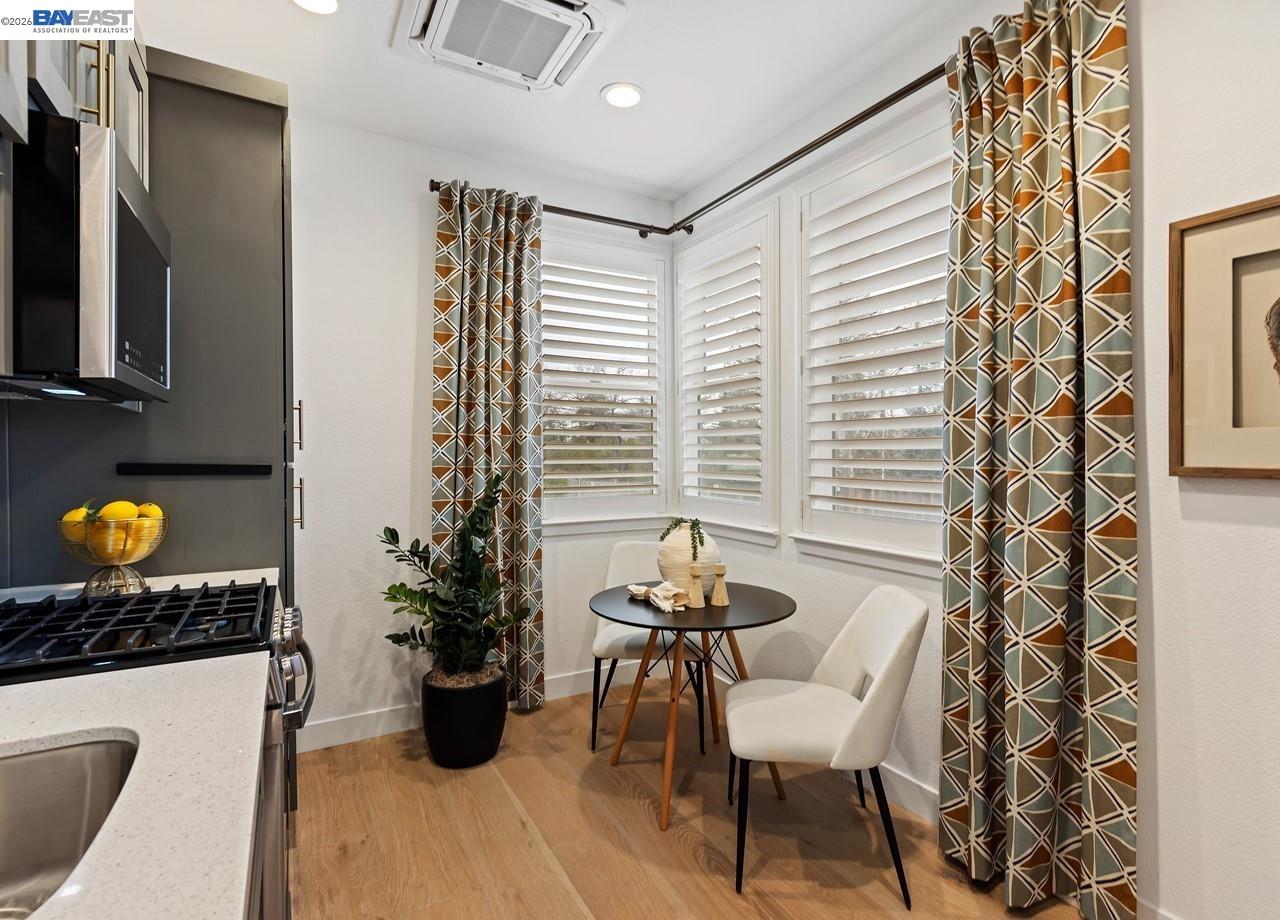 Detail Gallery Image 44 of 60 For 580 Boyd Rd, Pleasant Hill,  CA 94523 - 5 Beds | 4/1 Baths