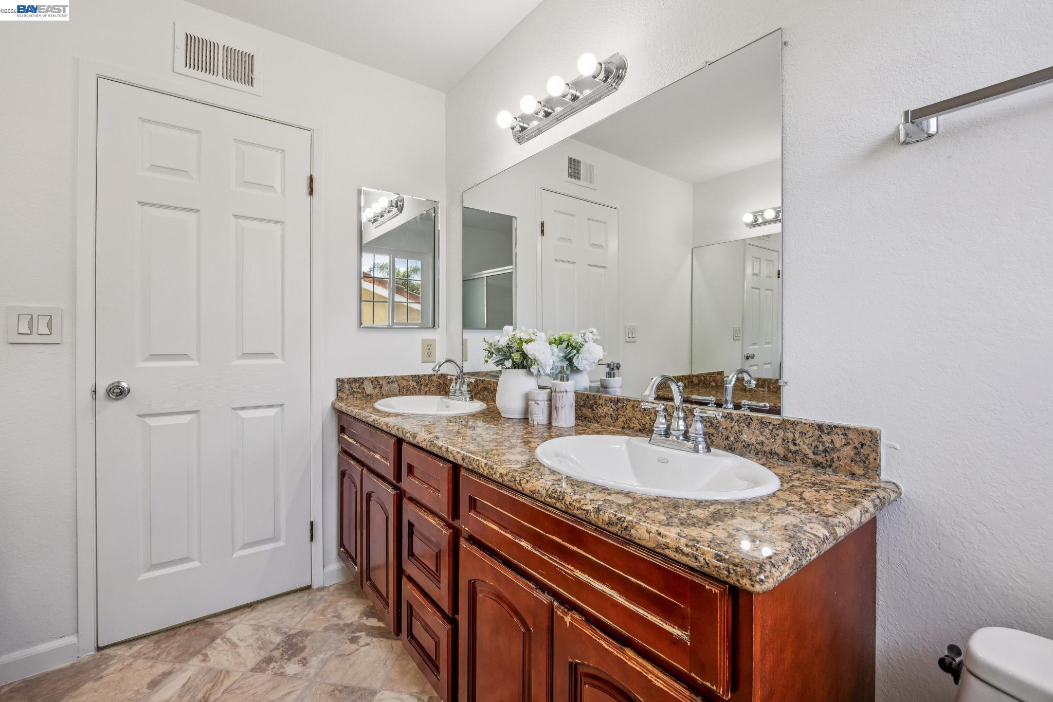 Detail Gallery Image 26 of 52 For 2838 Agua Vista Dr, San Jose,  CA 95132 - 4 Beds | 3 Baths